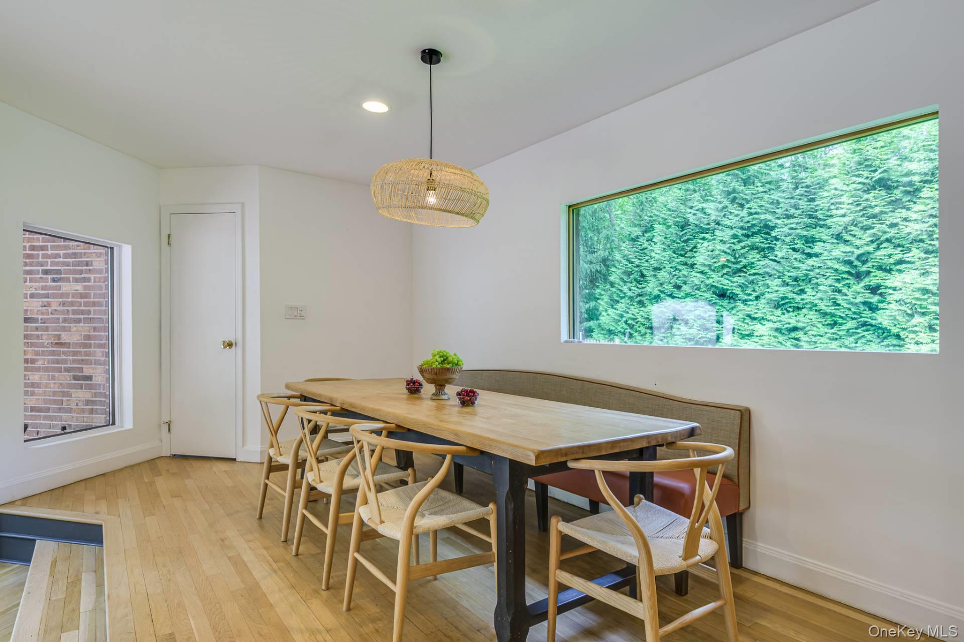 27 Realnautic Court, Hampton Bays, NY 11946