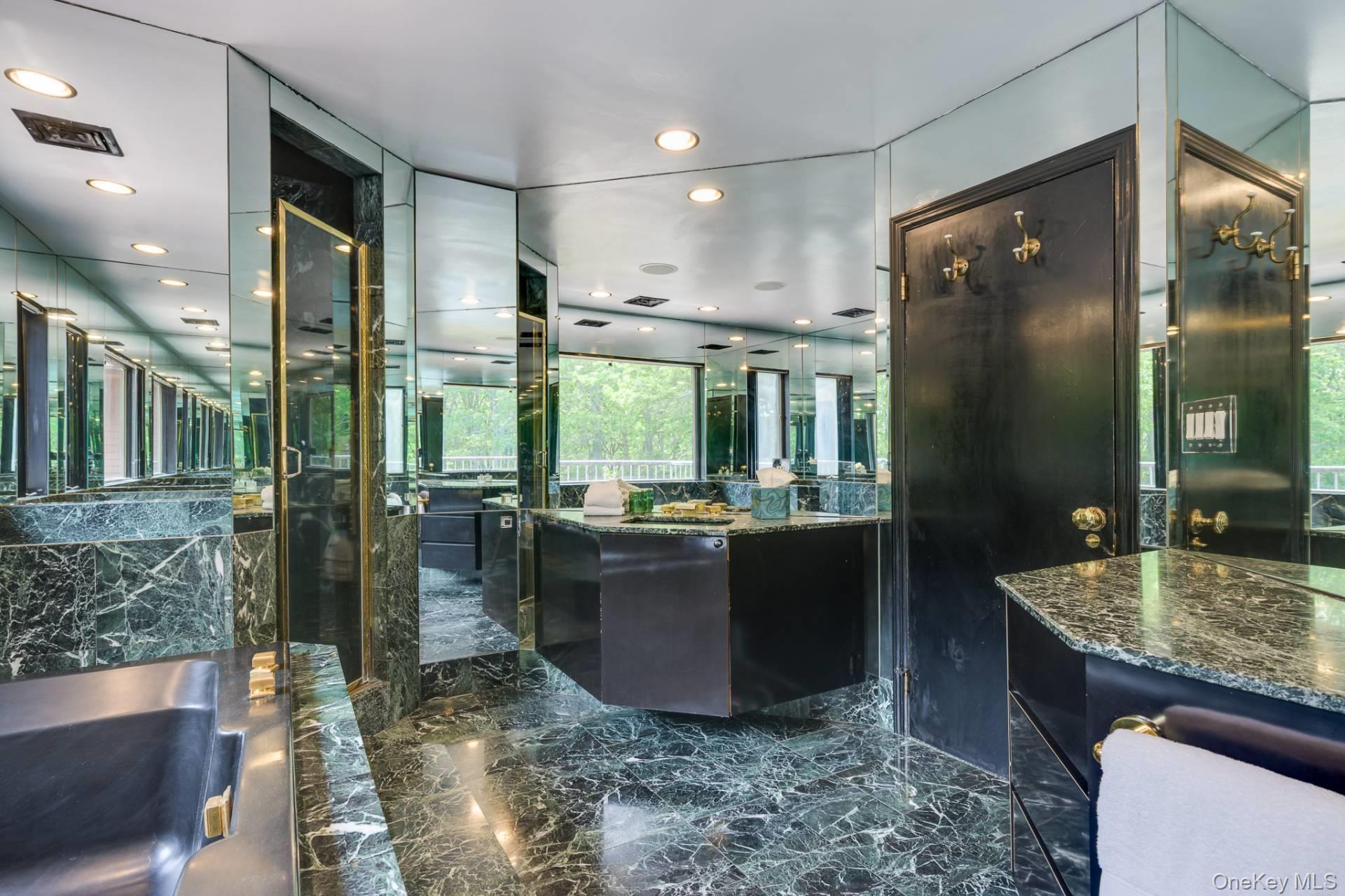 27 Realnautic Court, Hampton Bays, NY 11946