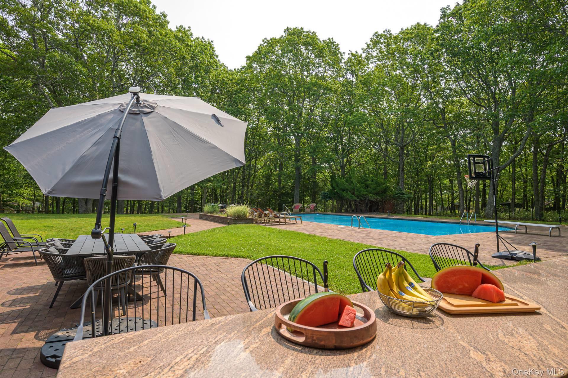 27 Realnautic Court, Hampton Bays, NY 11946