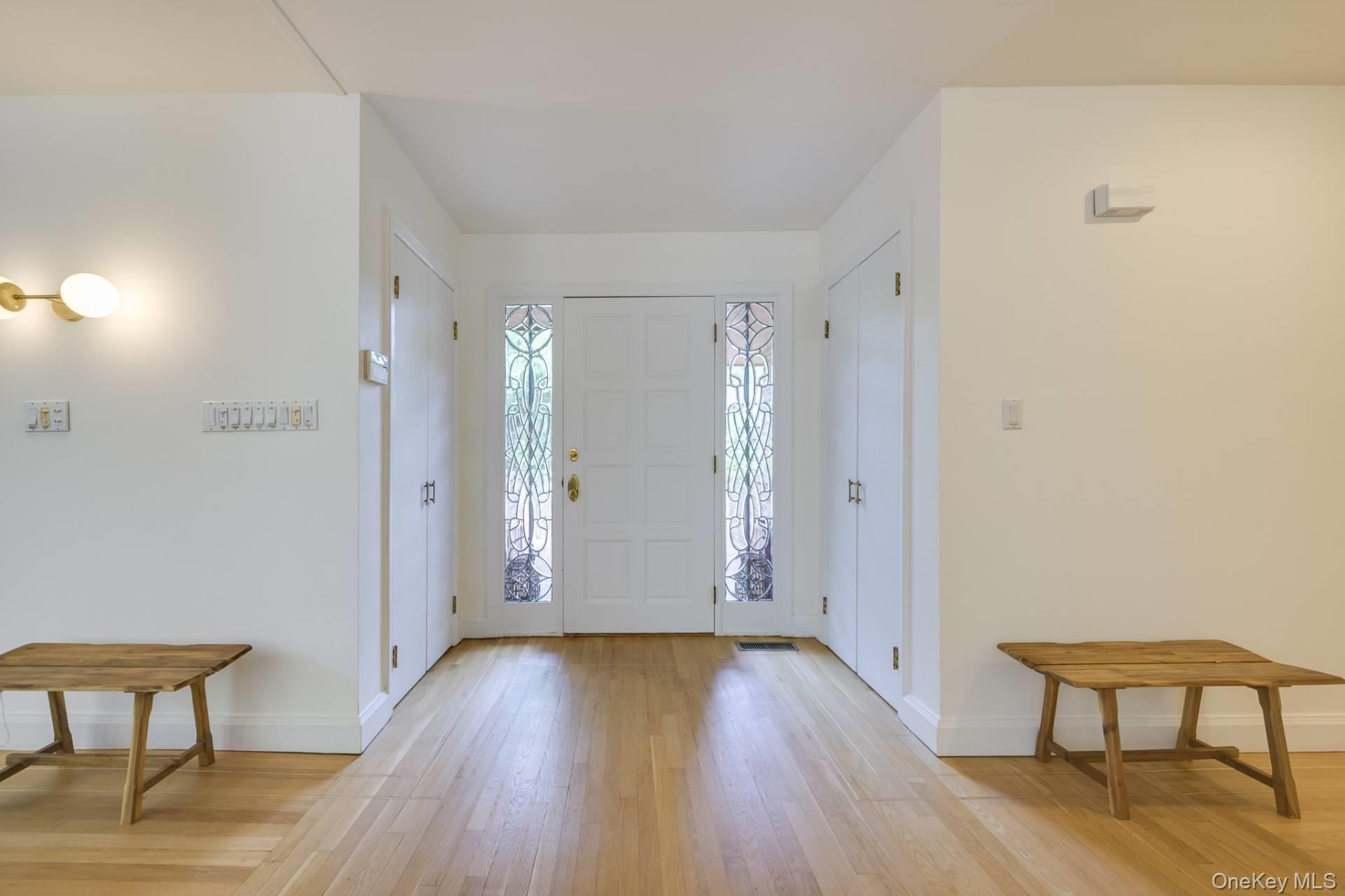 27 Realnautic Court, Hampton Bays, NY 11946