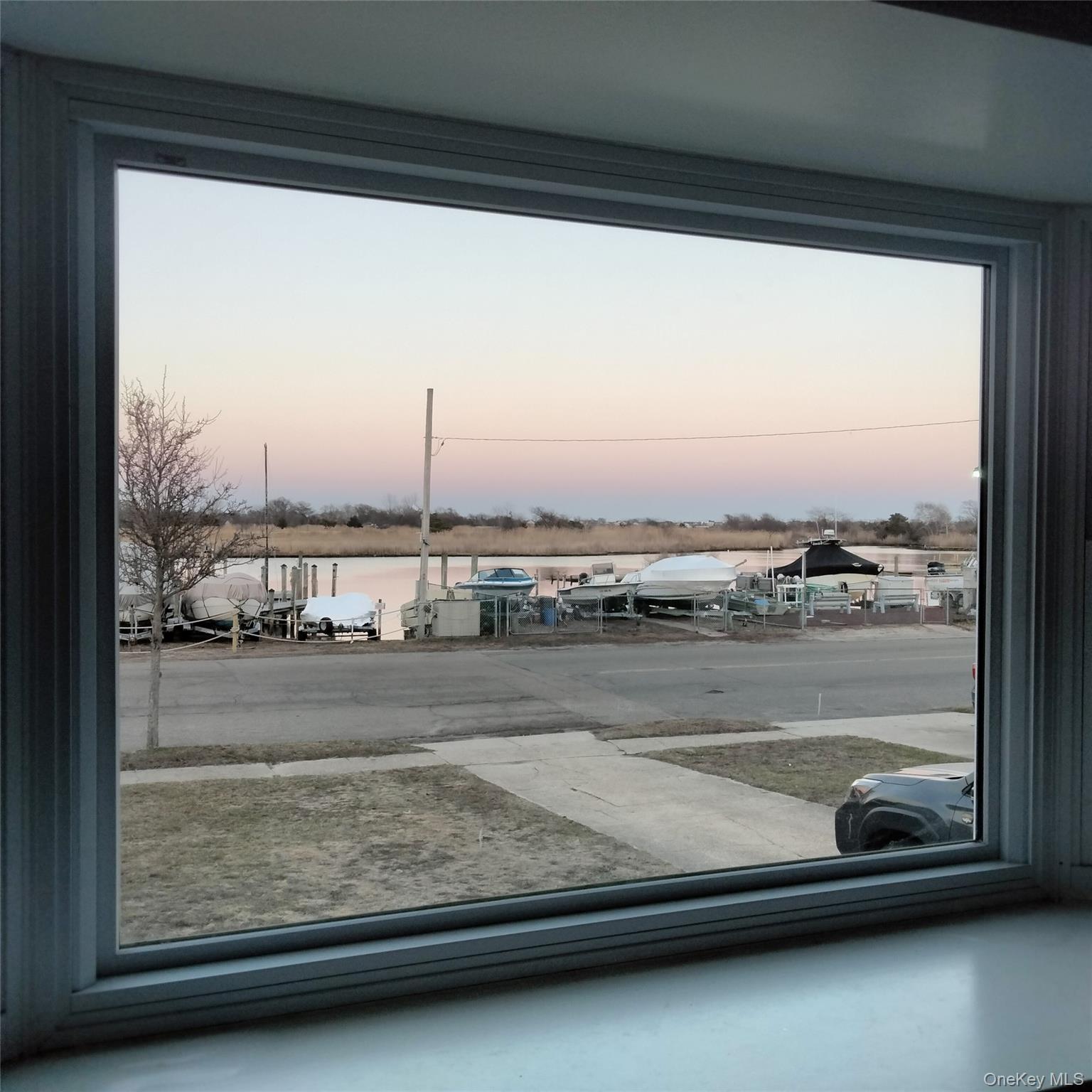 351 Venetian Boulevard, Lindenhurst, NY 11757