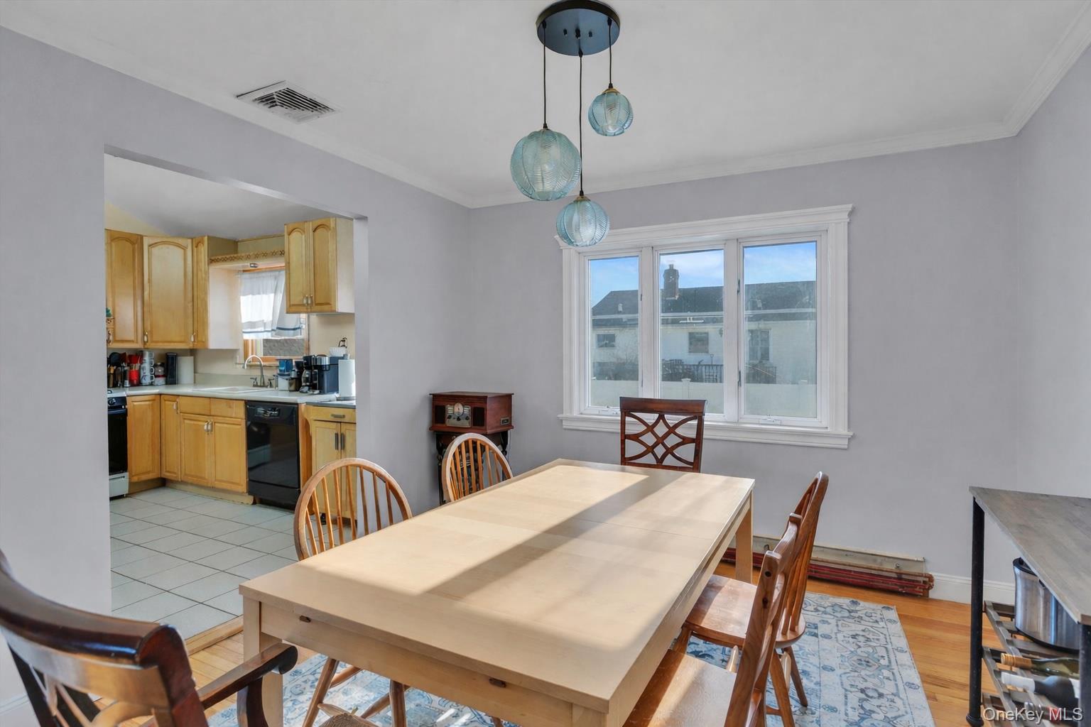 351 Venetian Boulevard, Lindenhurst, NY 11757