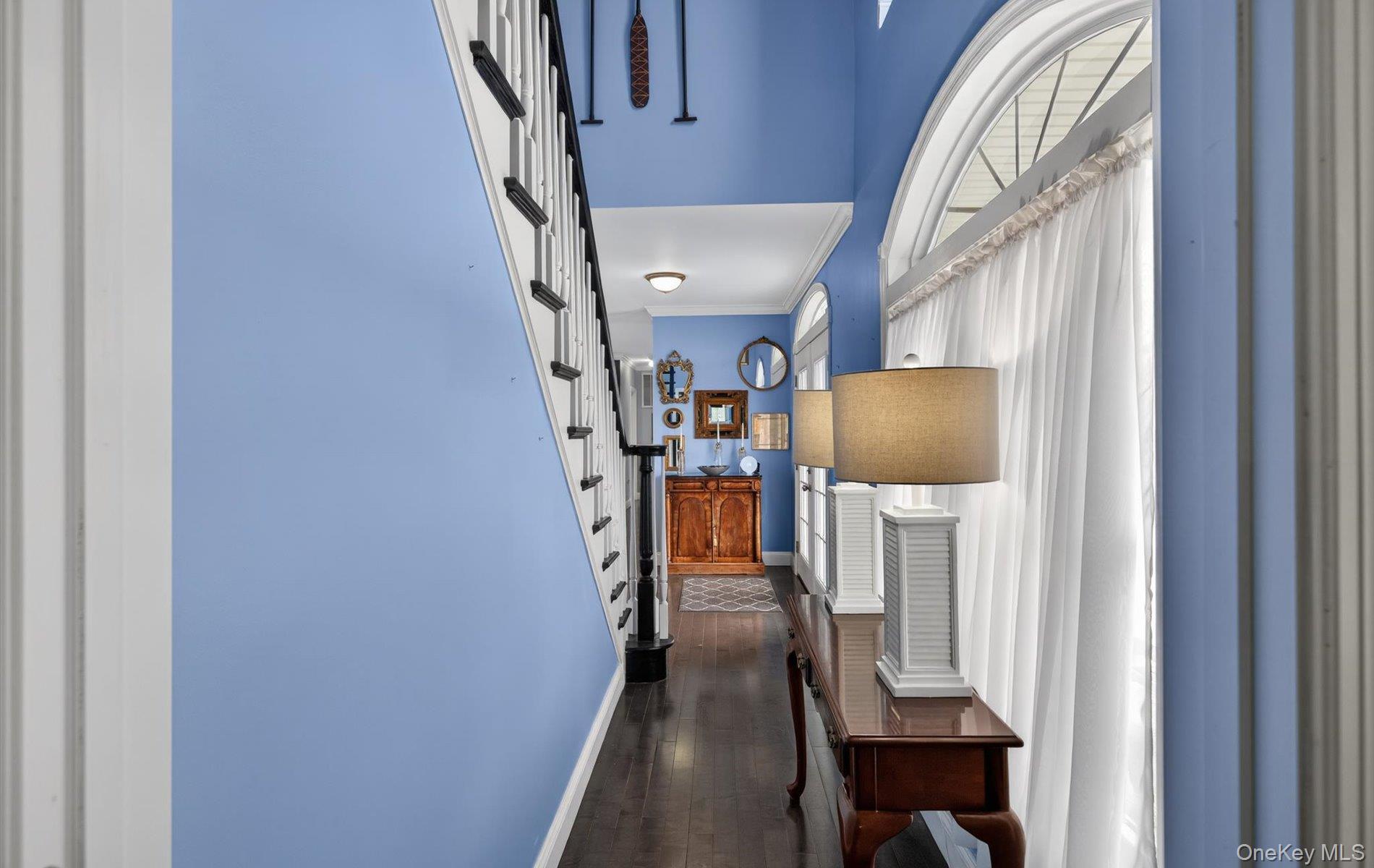 108 Awixa Avenue, Bay Shore, NY 11706