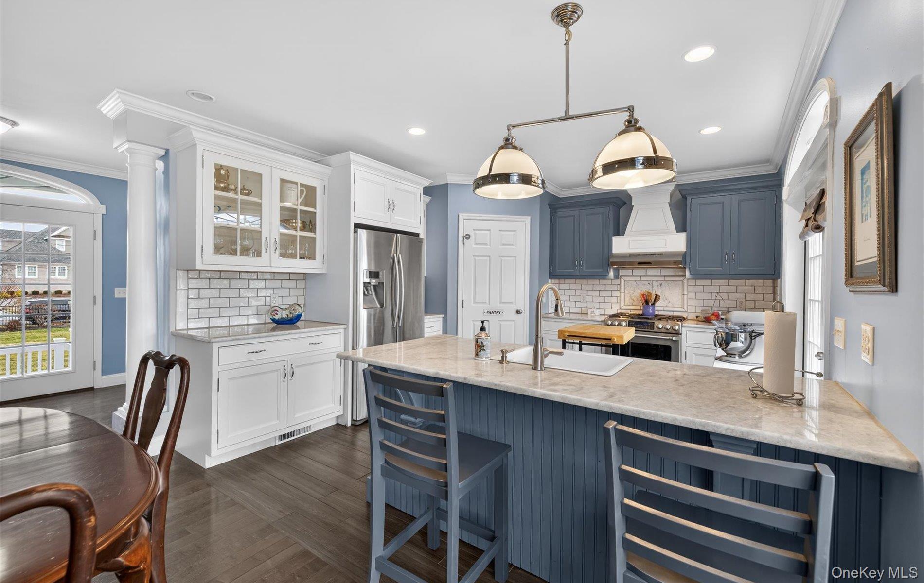 108 Awixa Avenue, Bay Shore, NY 11706