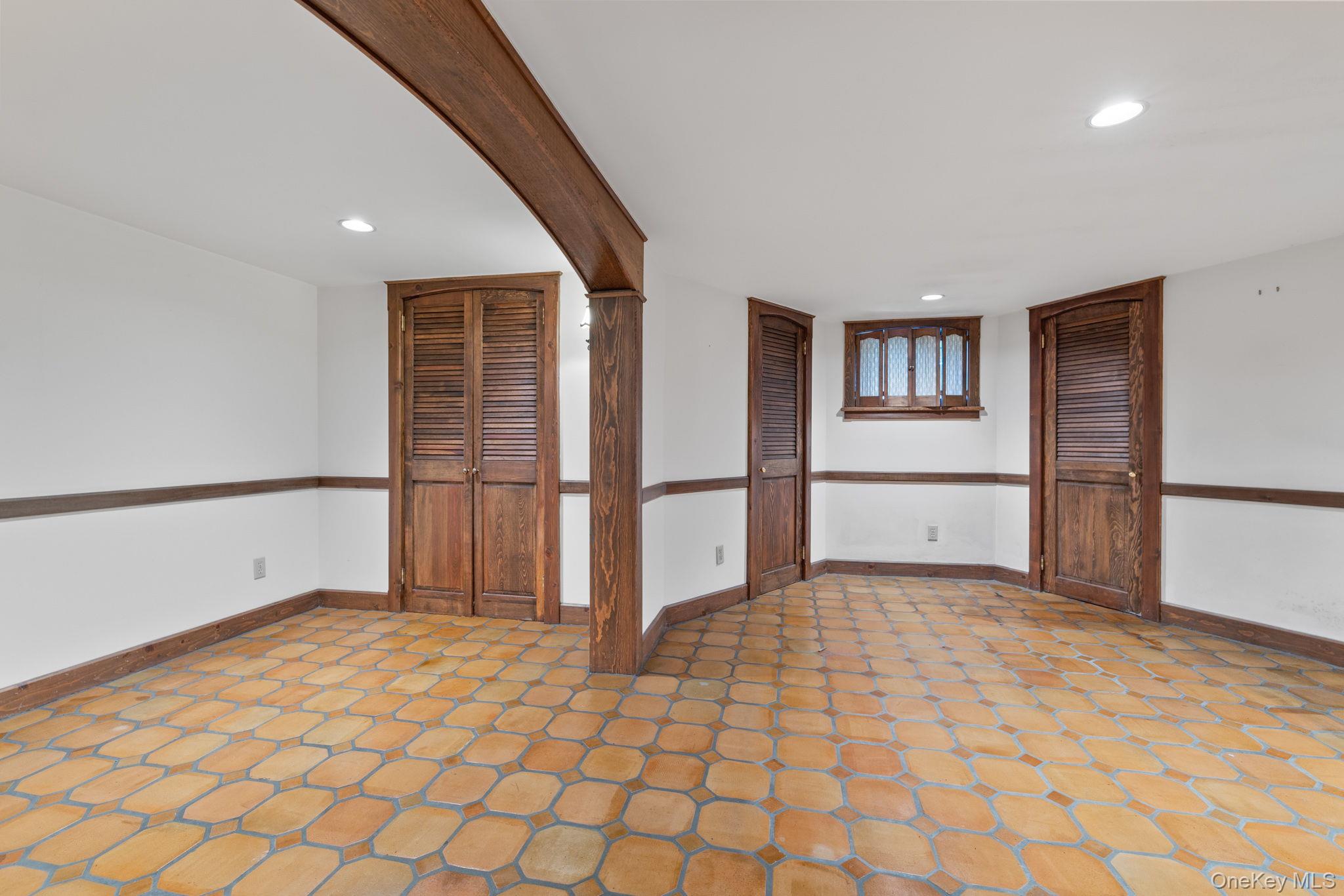 321 Locust Avenue, Rye, NY 10580