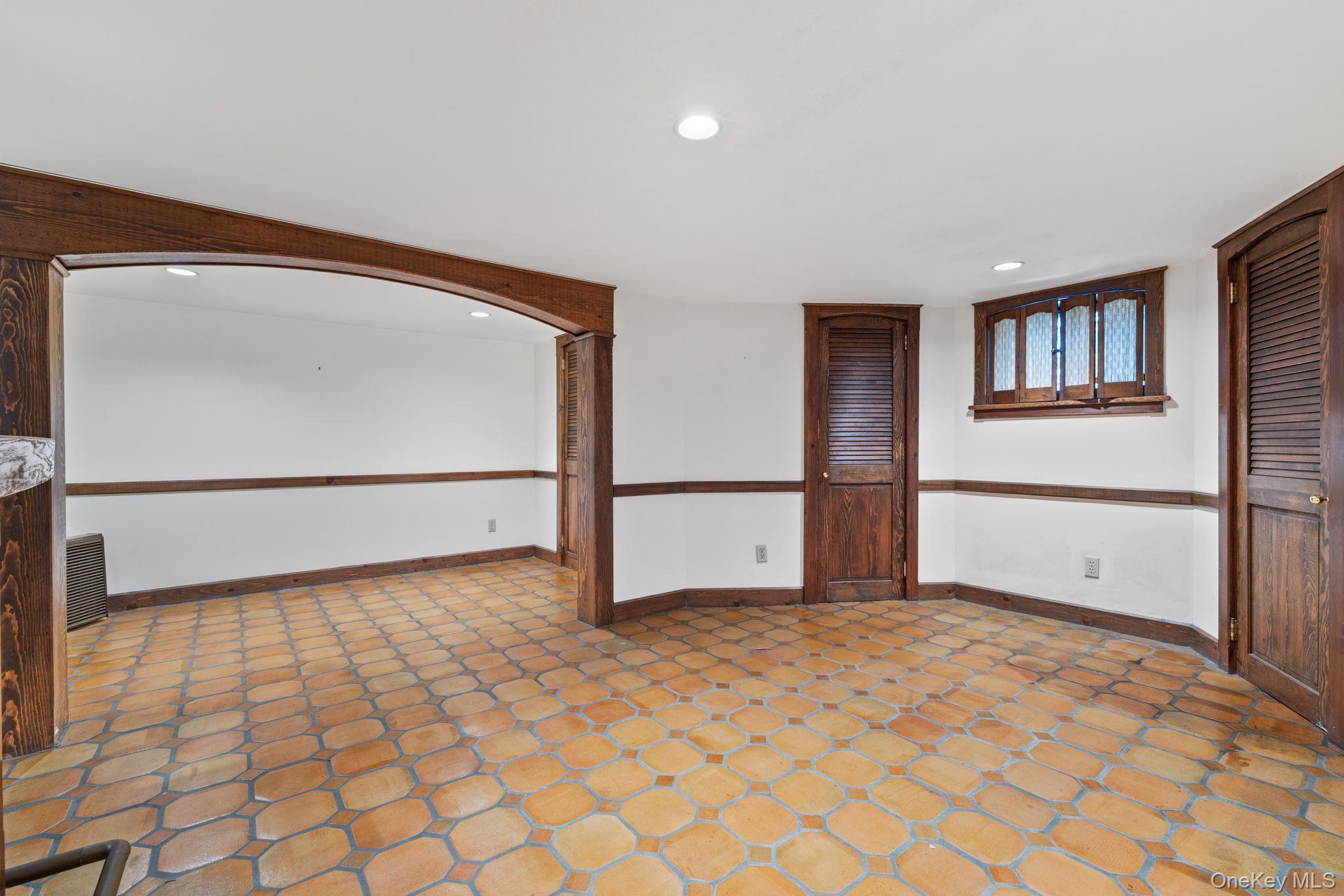 321 Locust Avenue, Rye, NY 10580