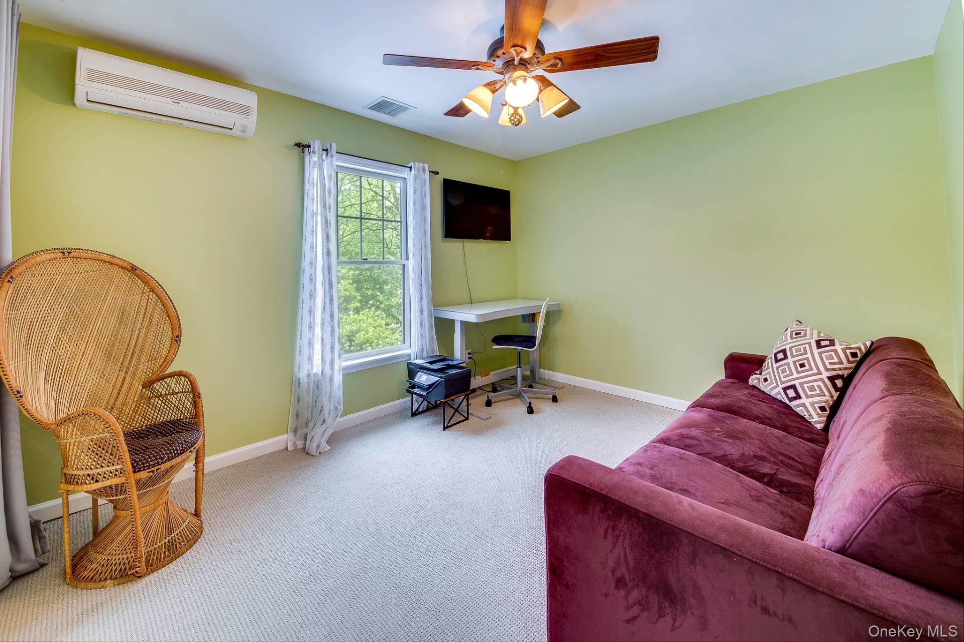 48 Royal Avenue, East Hampton, NY 11901