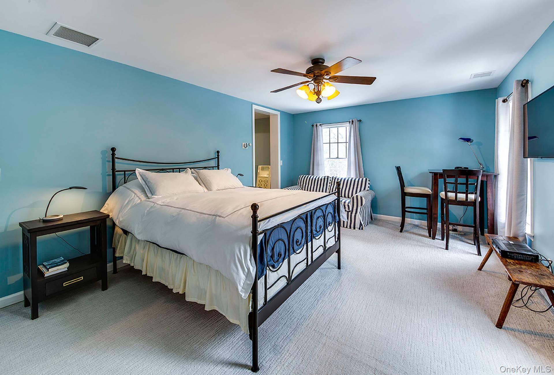 48 Royal Avenue, East Hampton, NY 11901