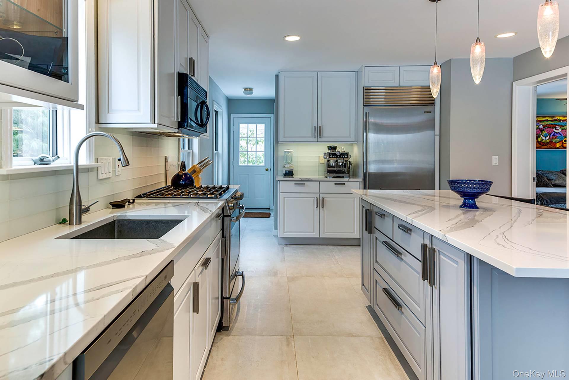 48 Royal Avenue, East Hampton, NY 11901