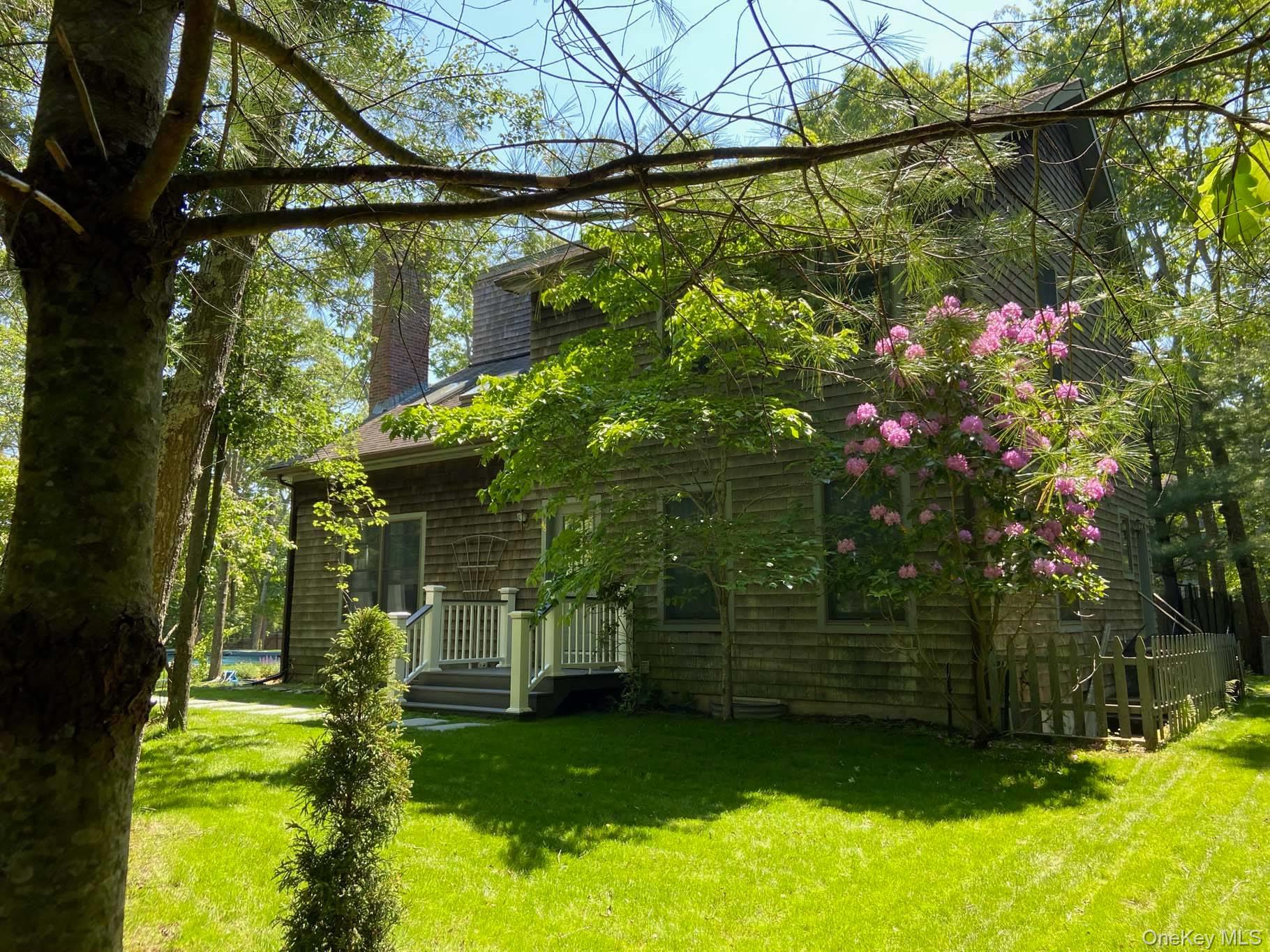 48 Royal Avenue, East Hampton, NY 11901