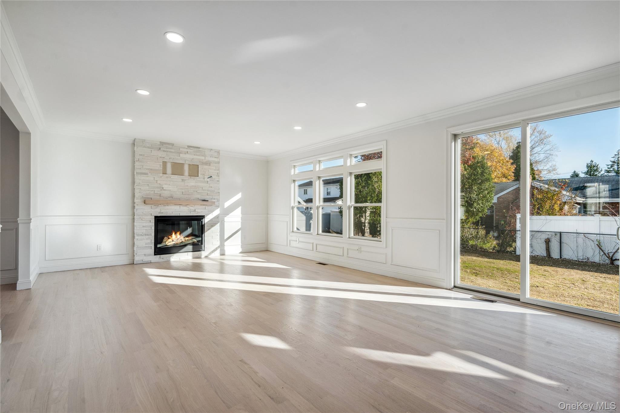 27B Belmont Circle, Syosset, NY 11791