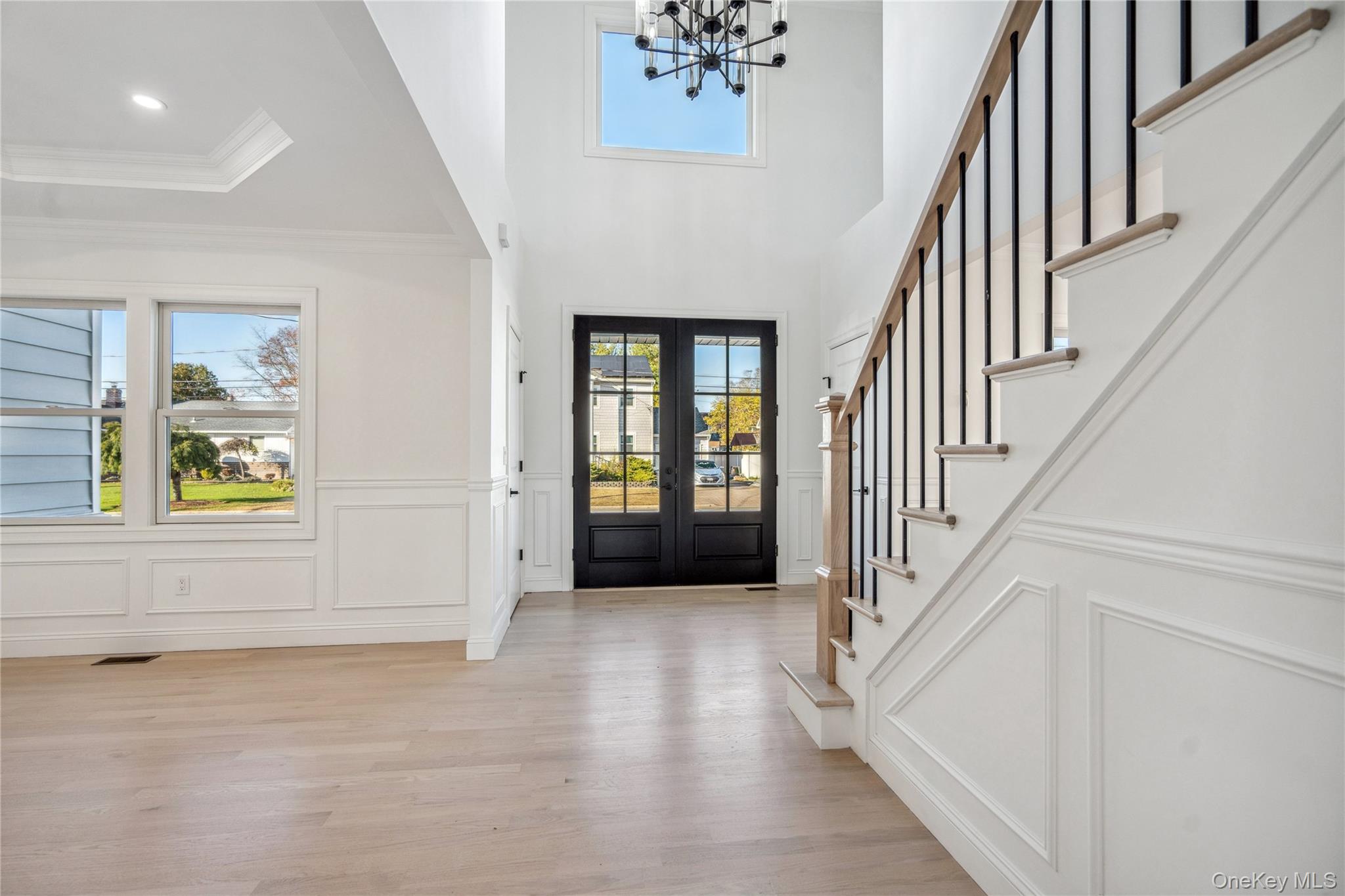 27B Belmont Circle, Syosset, NY 11791