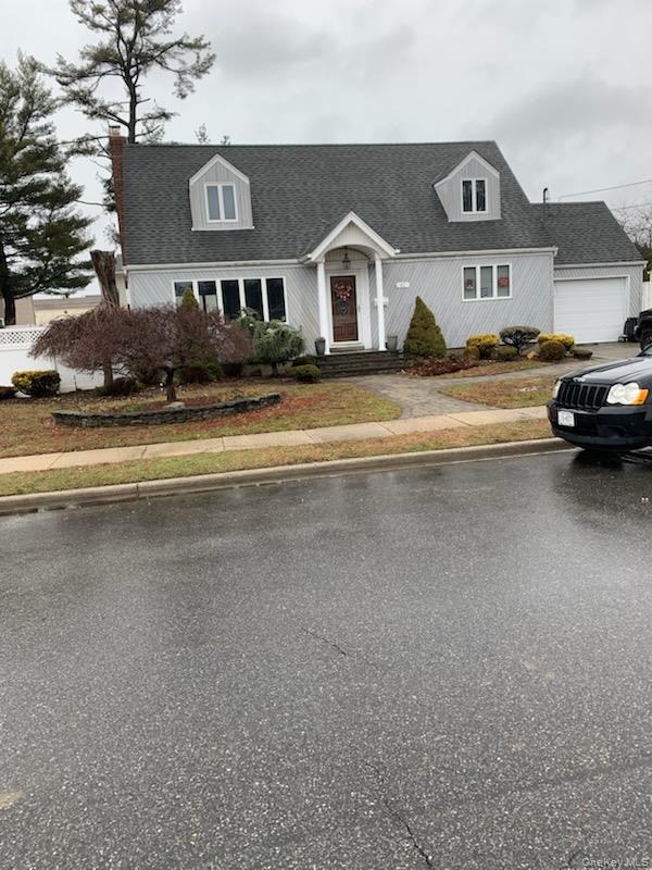 42 Eldorado Boulevard, Plainview, NY 11803