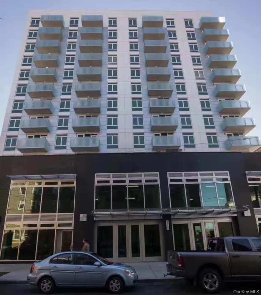 142-38 37th Ave # 4A, Flushing, NY 11354