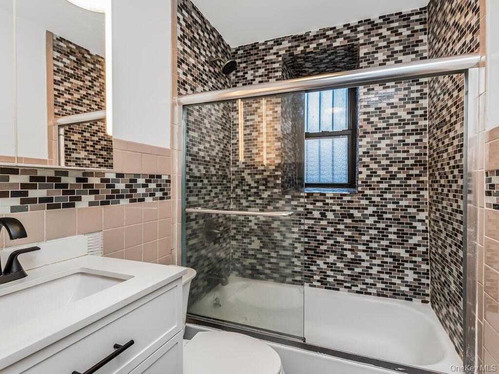 581 Academy Street # GLE, New York (Manhattan), NY 10034