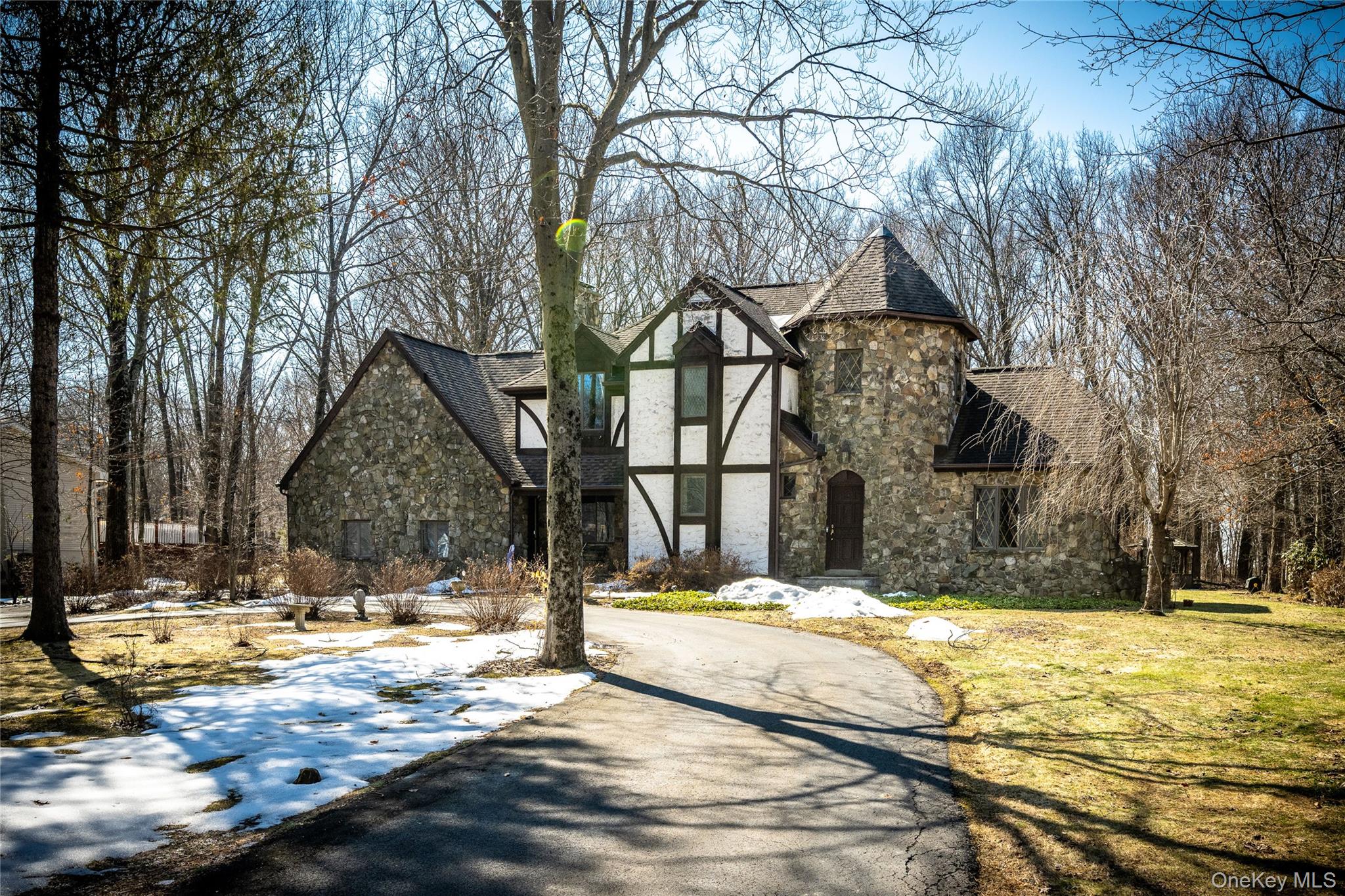 14 Geneva Drive, Hopewell Junction, NY 12533