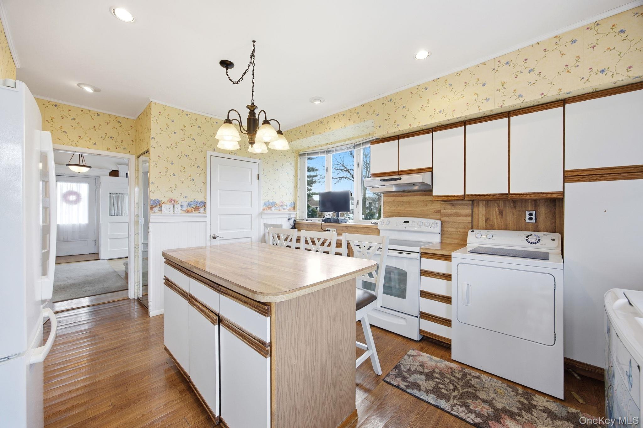 195 Cedar Street, Hempstead, NY 11550