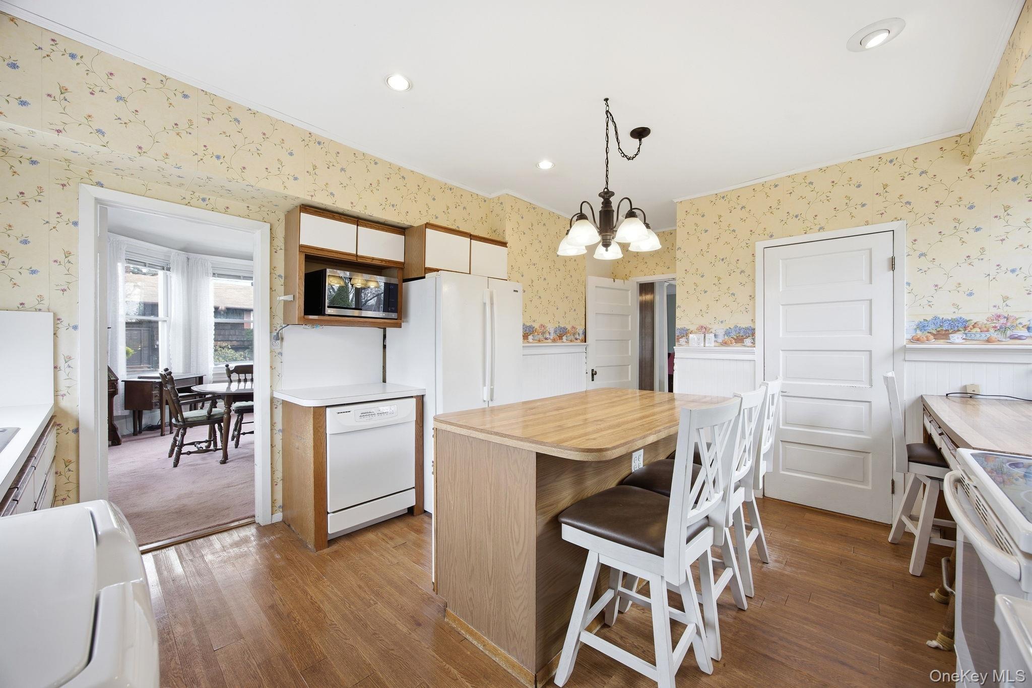 195 Cedar Street, Hempstead, NY 11550