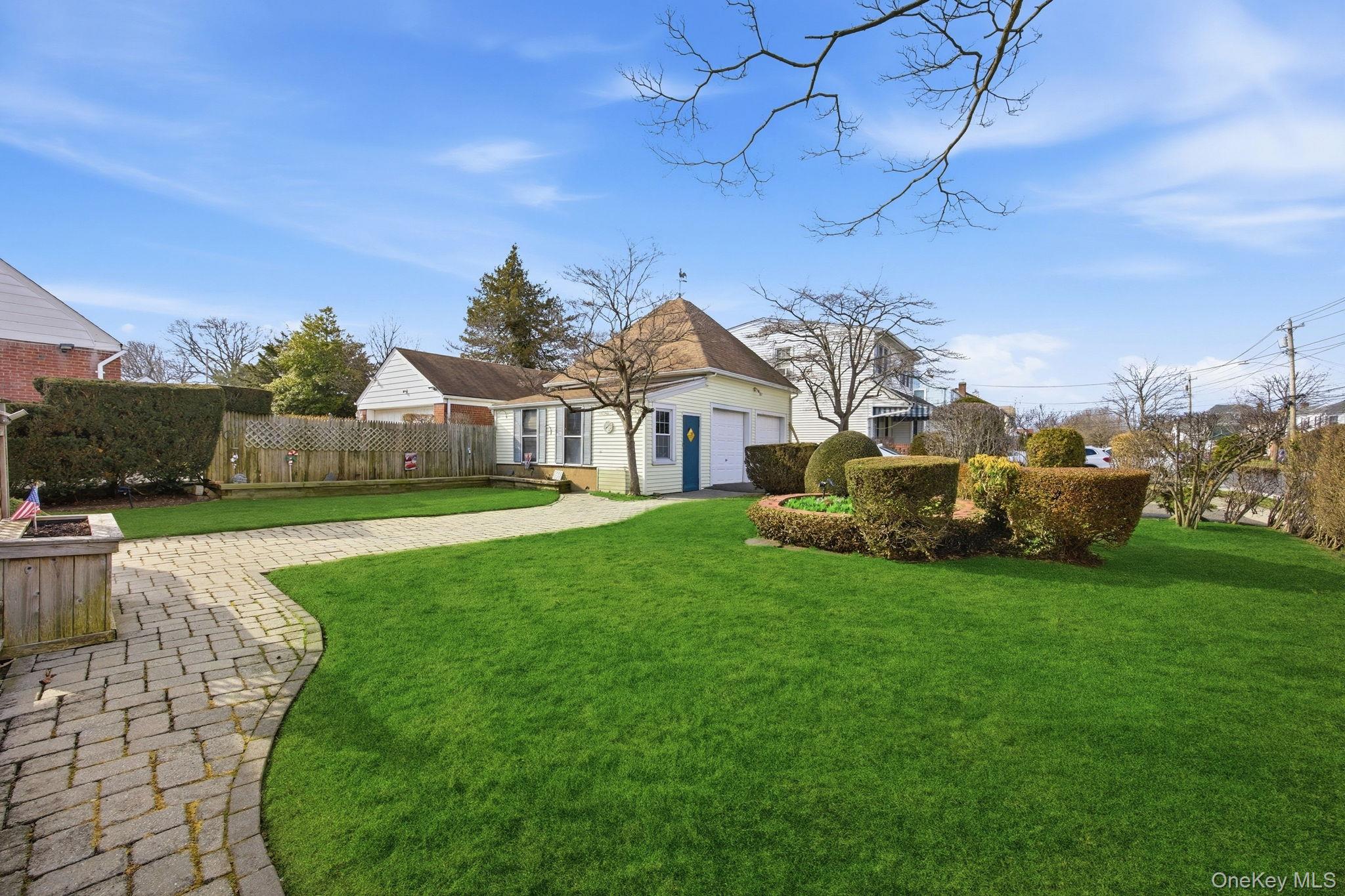 195 Cedar Street, Hempstead, NY 11550