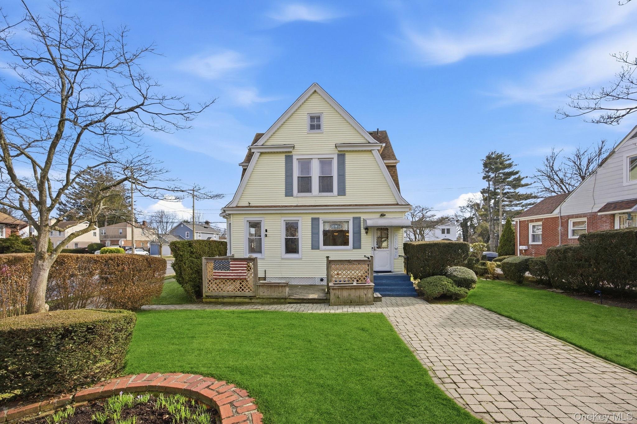 195 Cedar Street, Hempstead, NY 11550