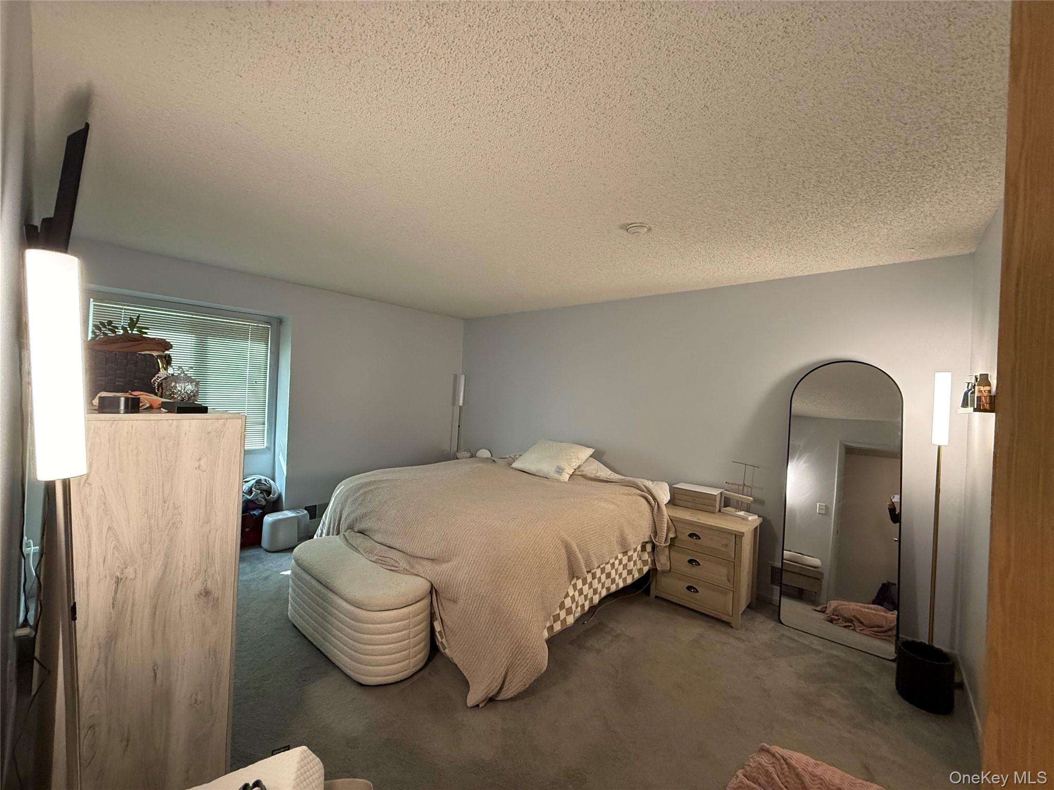 70 Chester Lane, Nanuet, NY 10954