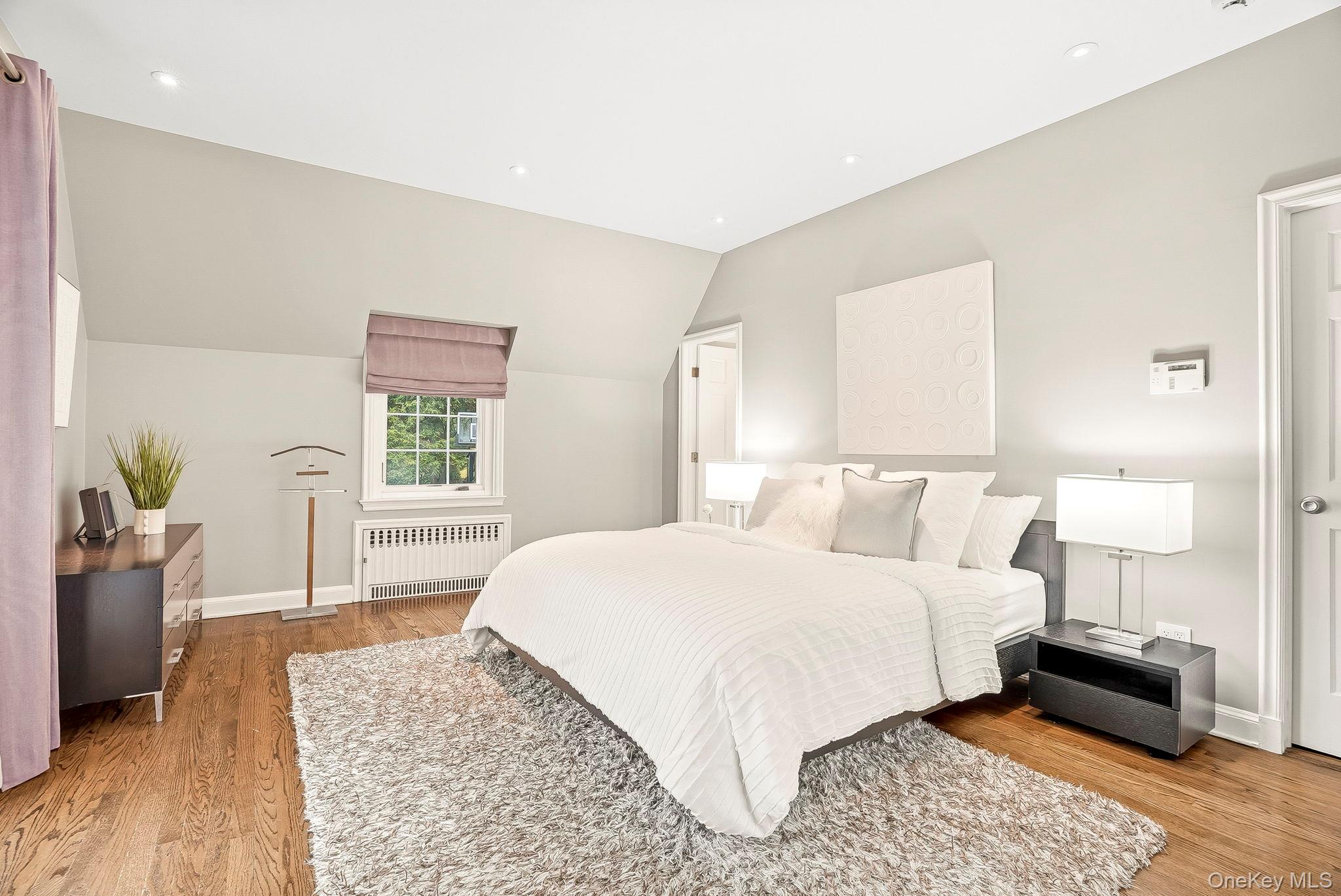 22 Taunton Road, Scarsdale, NY 10583