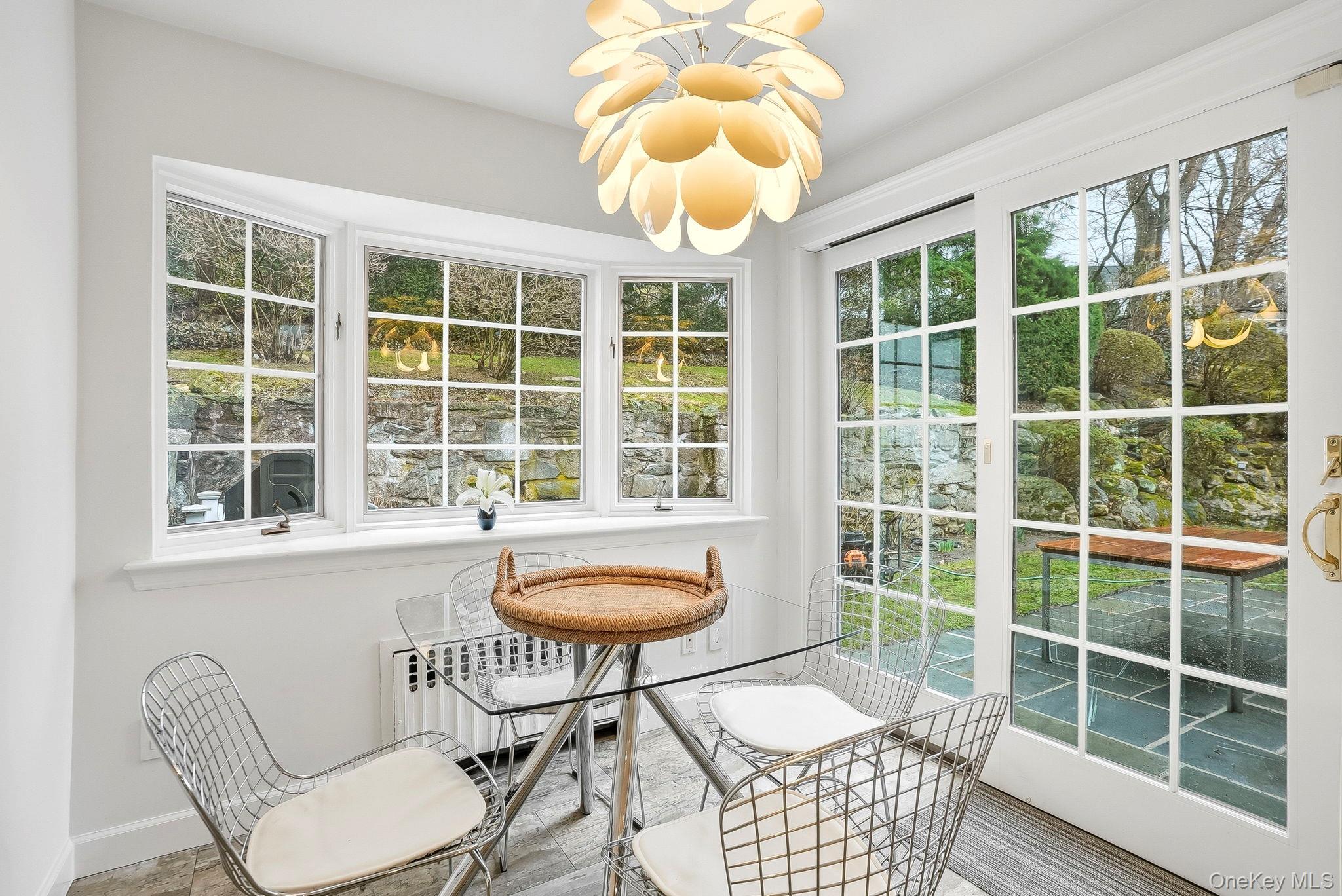 22 Taunton Road, Scarsdale, NY 10583