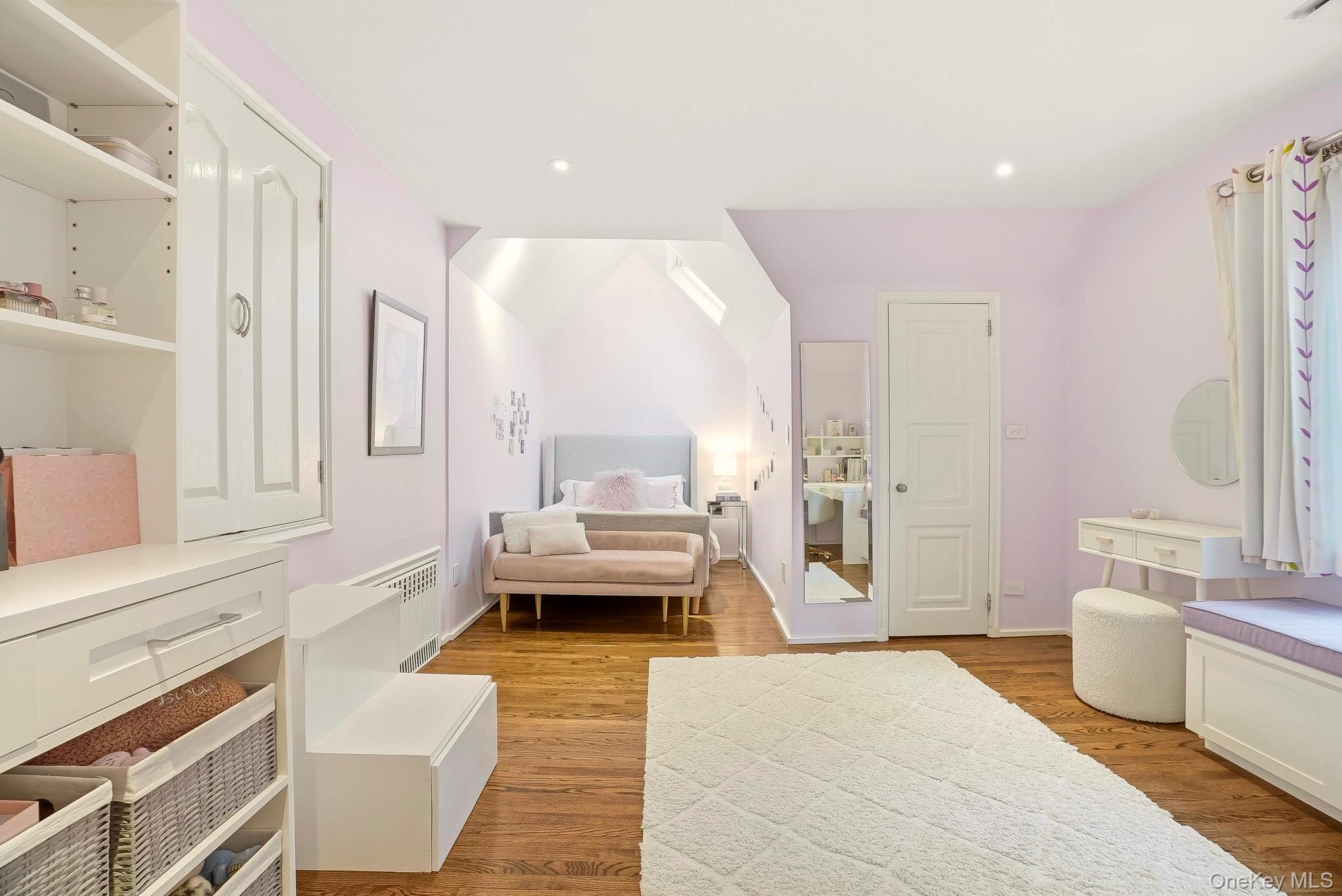 22 Taunton Road, Scarsdale, NY 10583