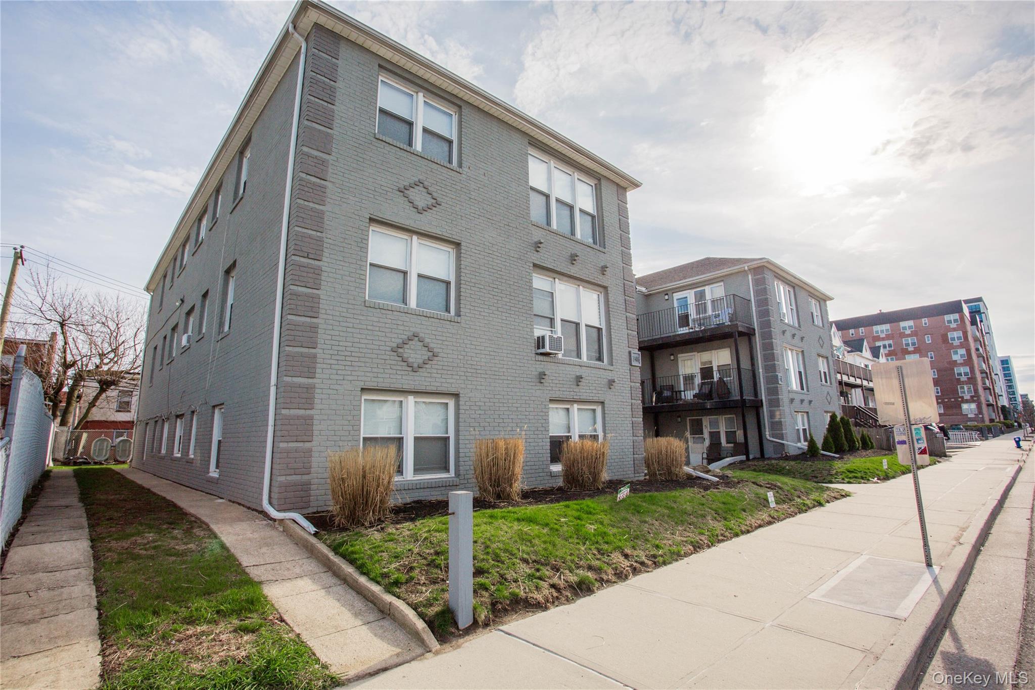 248 E Broadway # 5, Long Beach, NY 11561