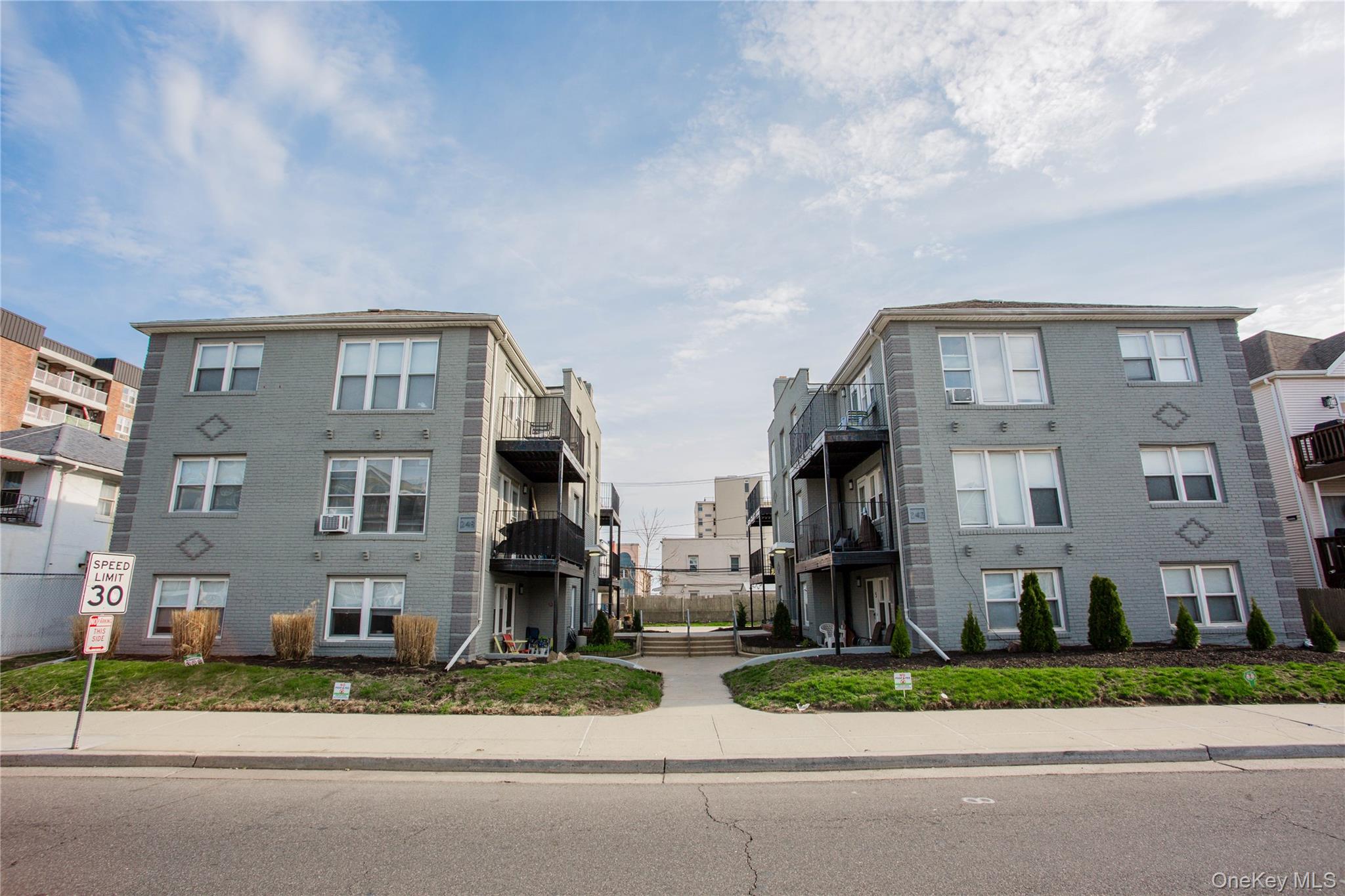 248 E Broadway # 5, Long Beach, NY 11561