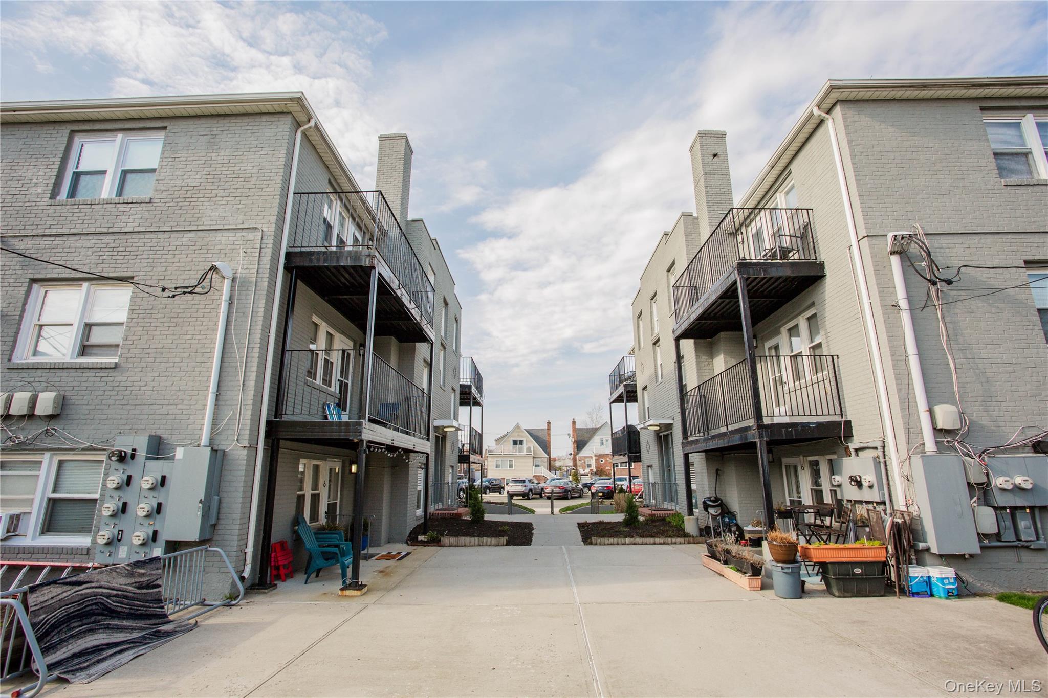 248 E Broadway # 5, Long Beach, NY 11561