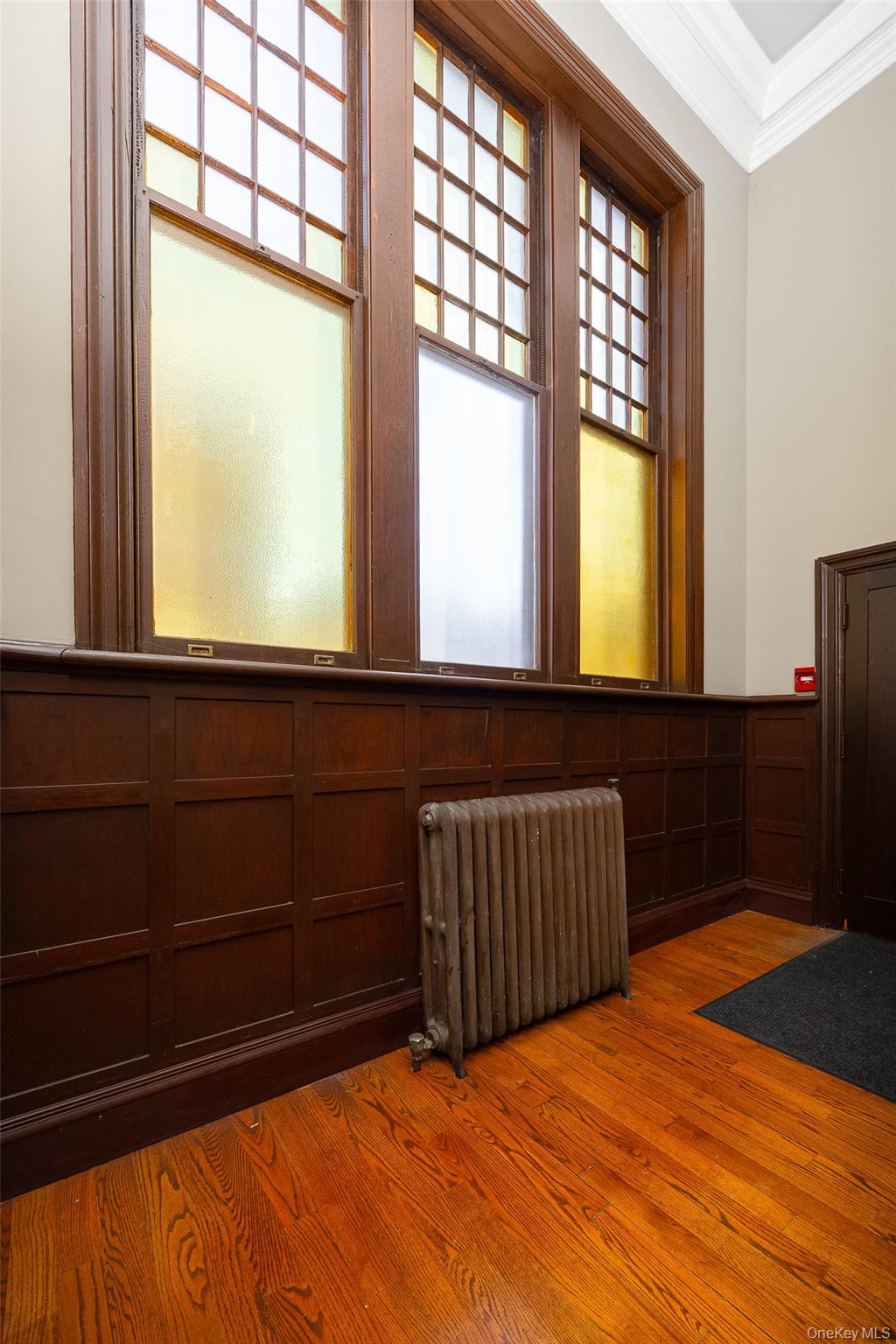 214 Main Street, Poughkeepsie, NY 12601