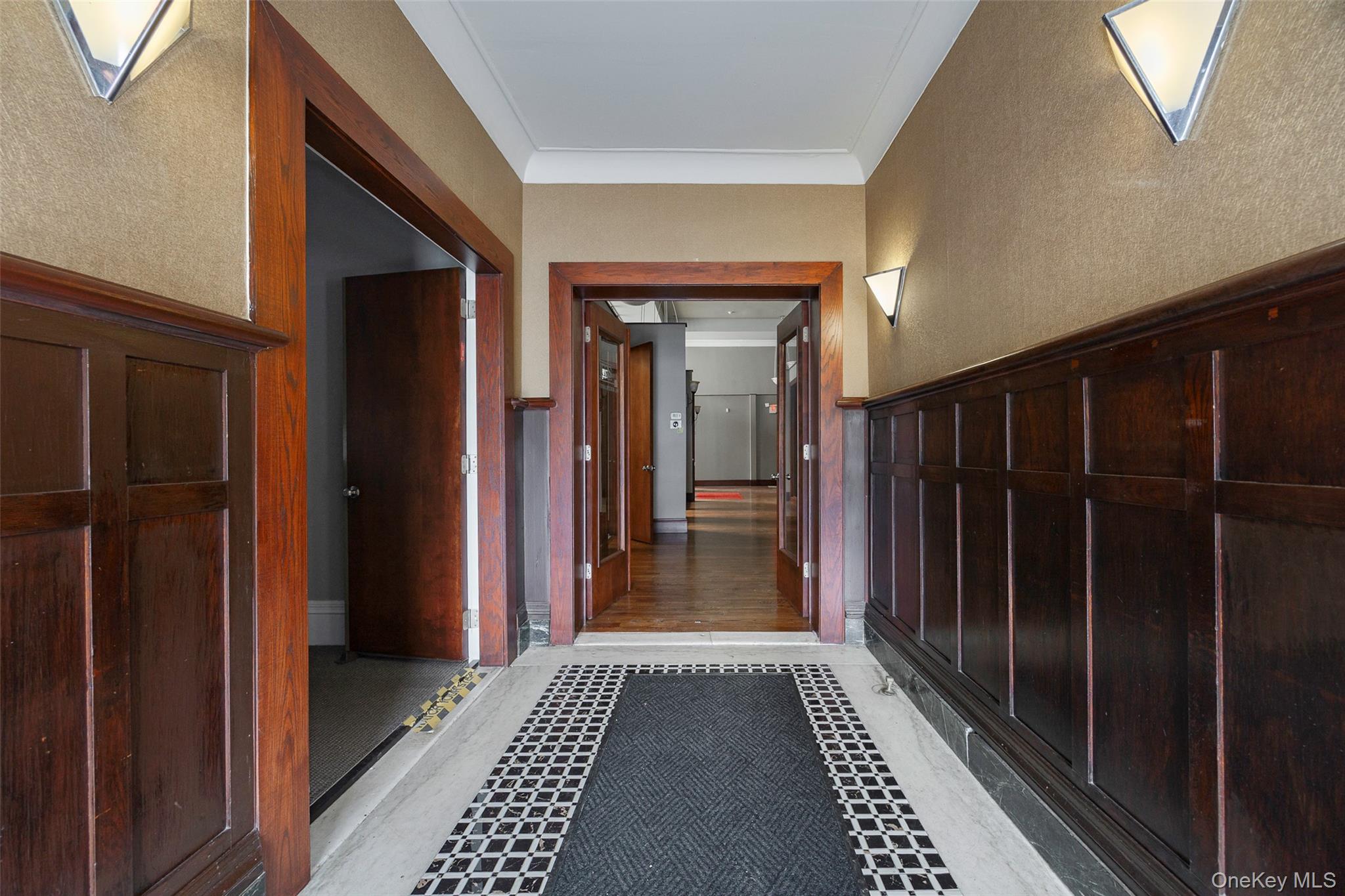 214 Main Street, Poughkeepsie, NY 12601