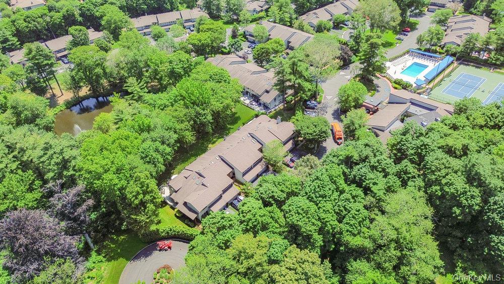 124 Foxwood Drive, Jericho, NY 11753