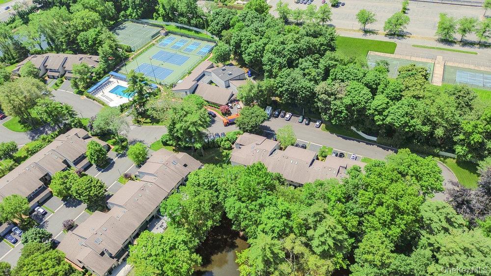 124 Foxwood Drive, Jericho, NY 11753