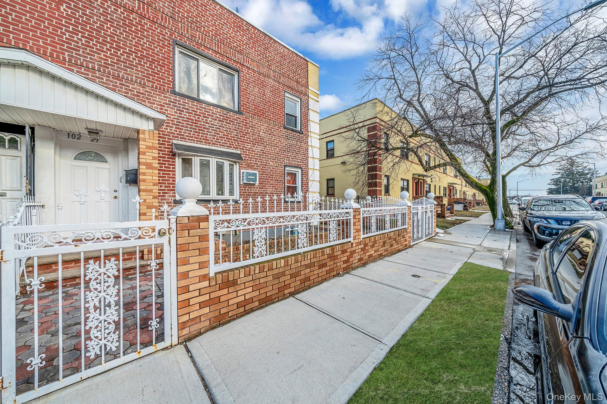 10229 184th Street, Hollis, NY 11423