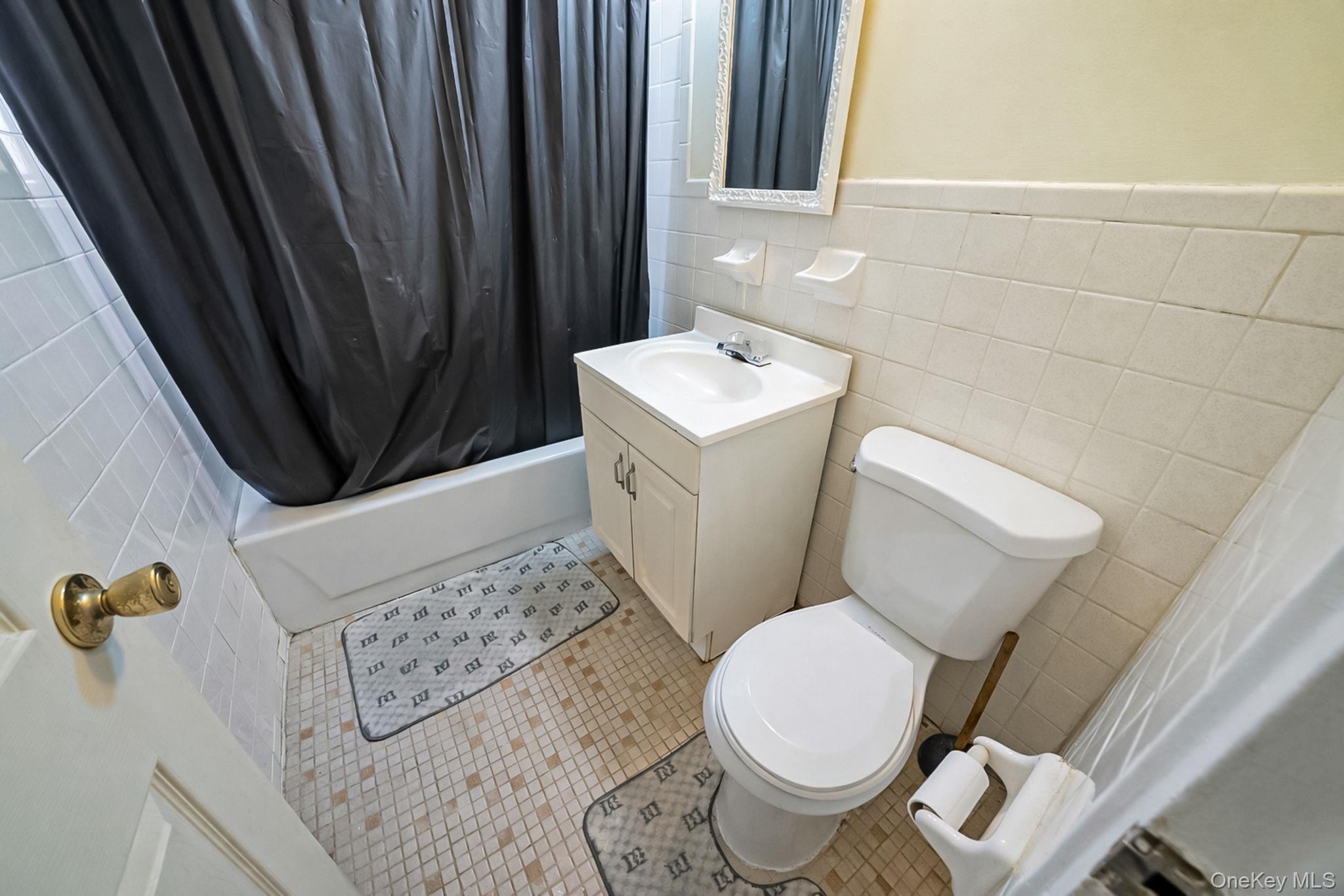 10229 184th Street, Hollis, NY 11423