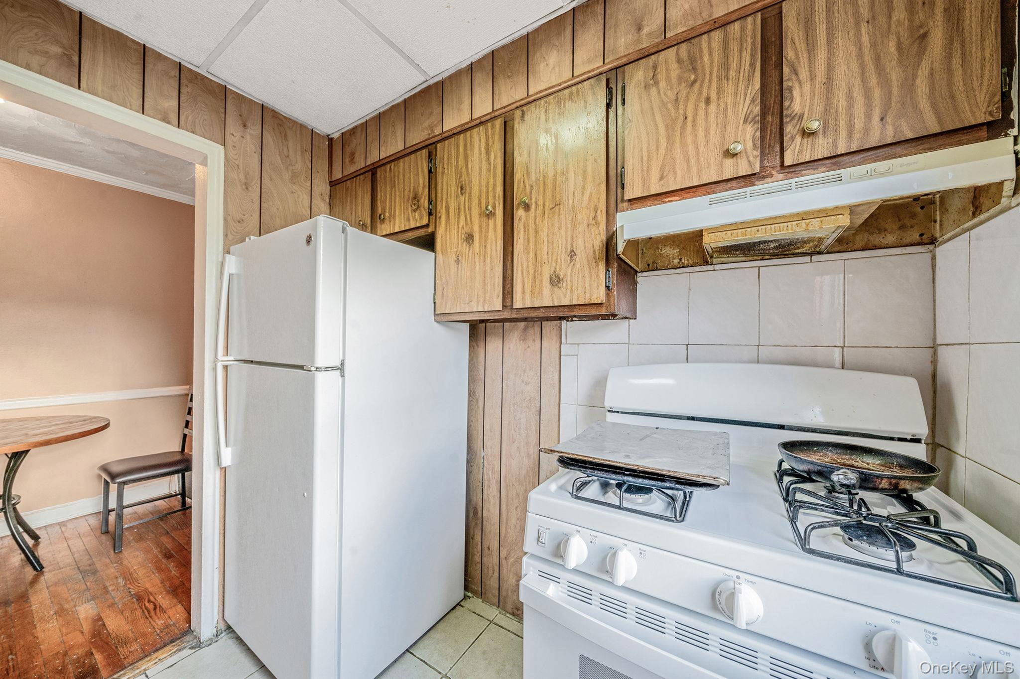 10229 184th Street, Hollis, NY 11423