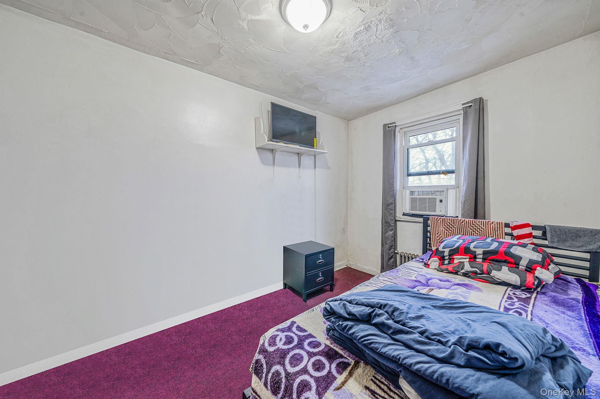 10229 184th Street, Hollis, NY 11423