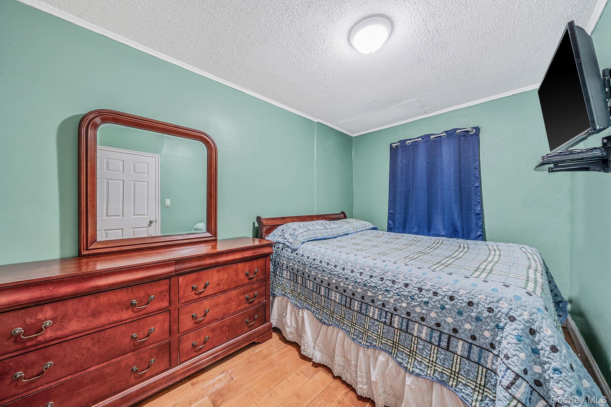 10229 184th Street, Hollis, NY 11423