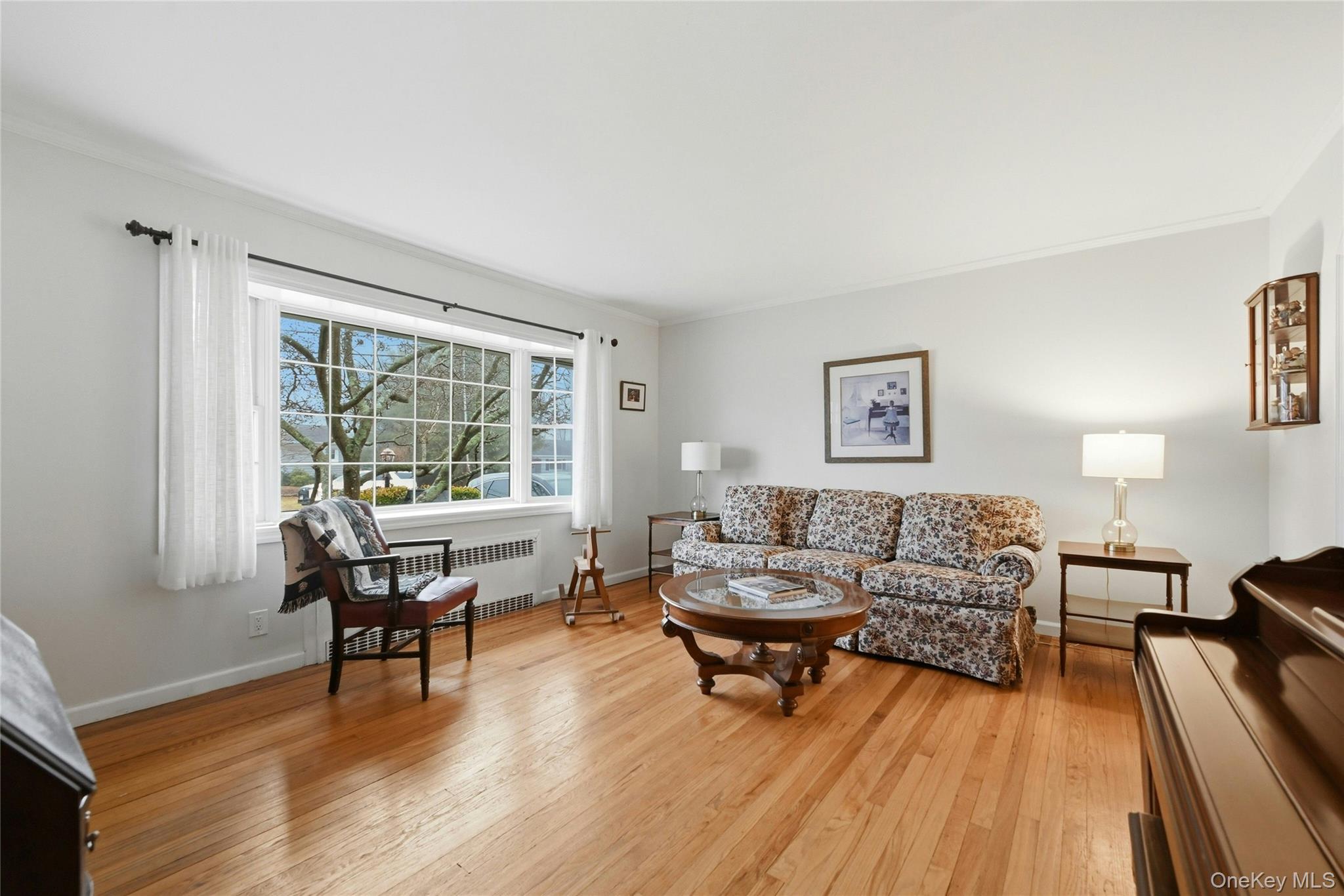 49 Washington Street, Sayville, NY 11782