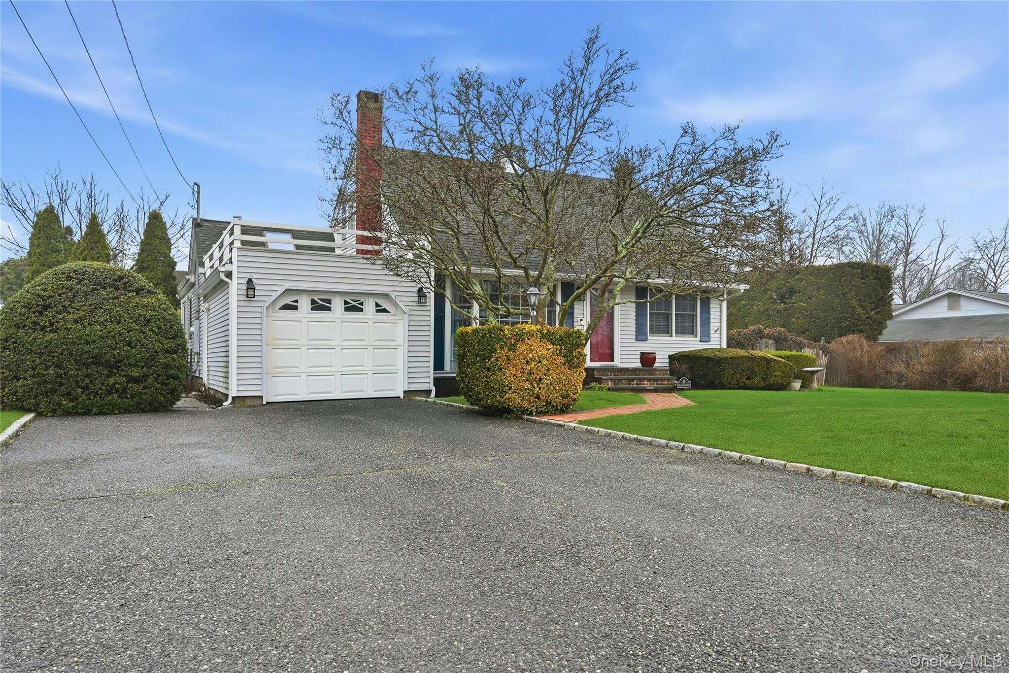 49 Washington Street, Sayville, NY 11782