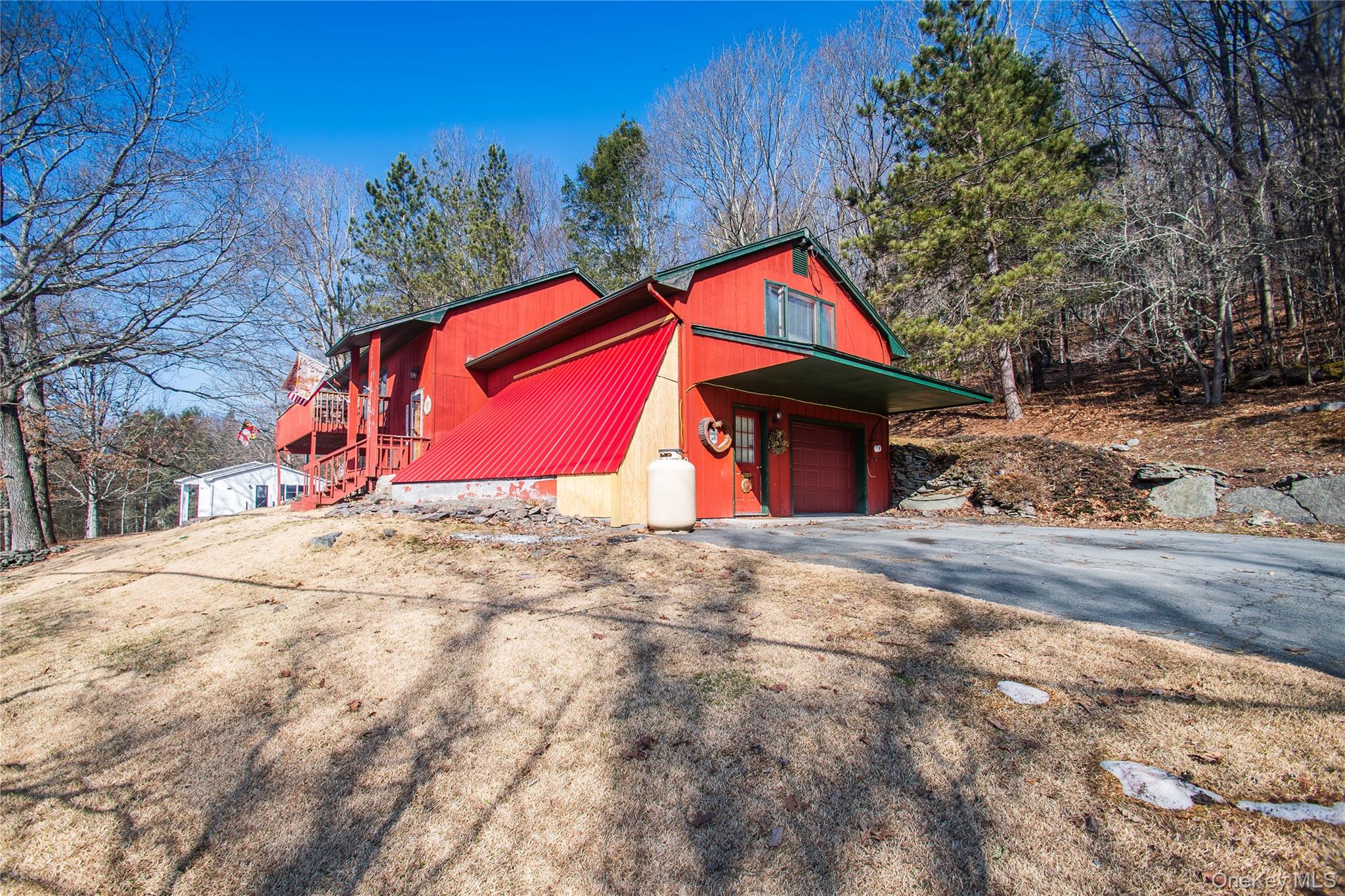 57 County Road 132, Hankins, NY 12741