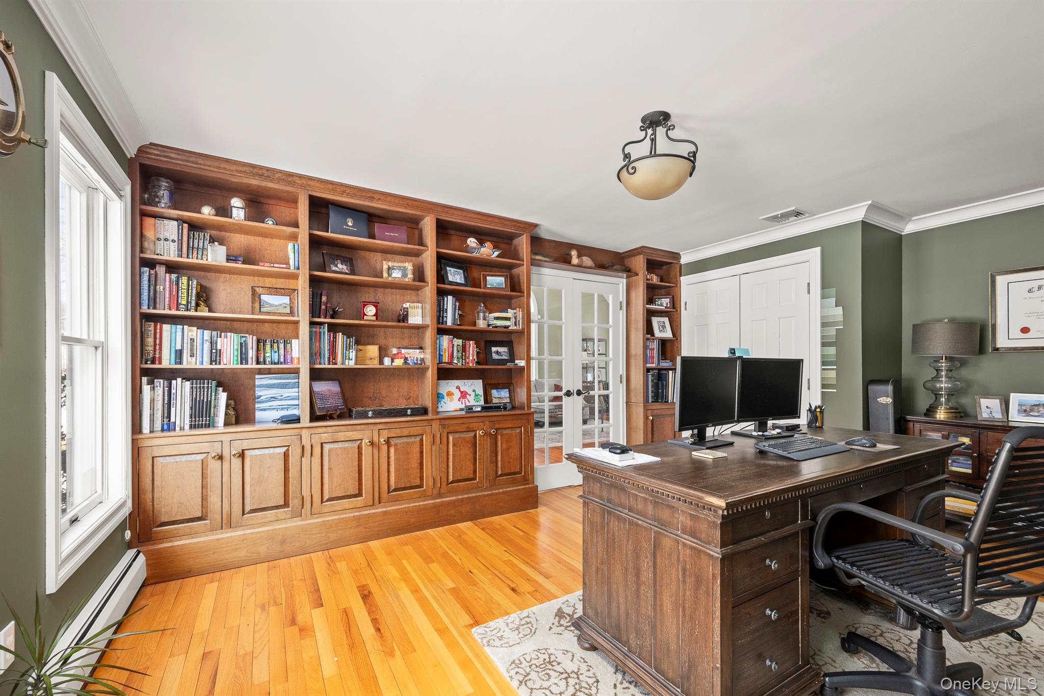 17 Elm Street, Red Hook, NY 12571