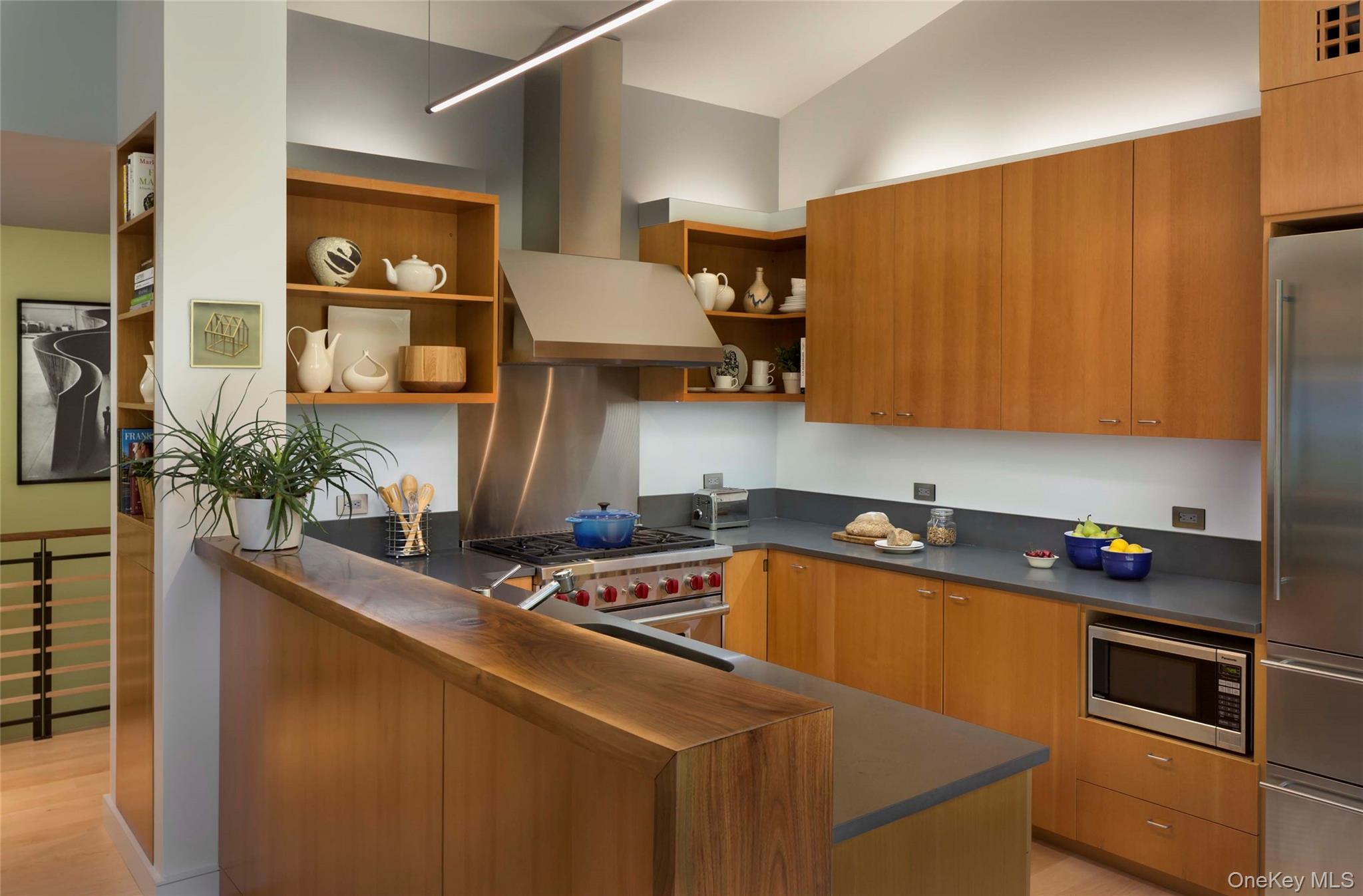 425 Lake Drive, Rhinebeck, NY 12572