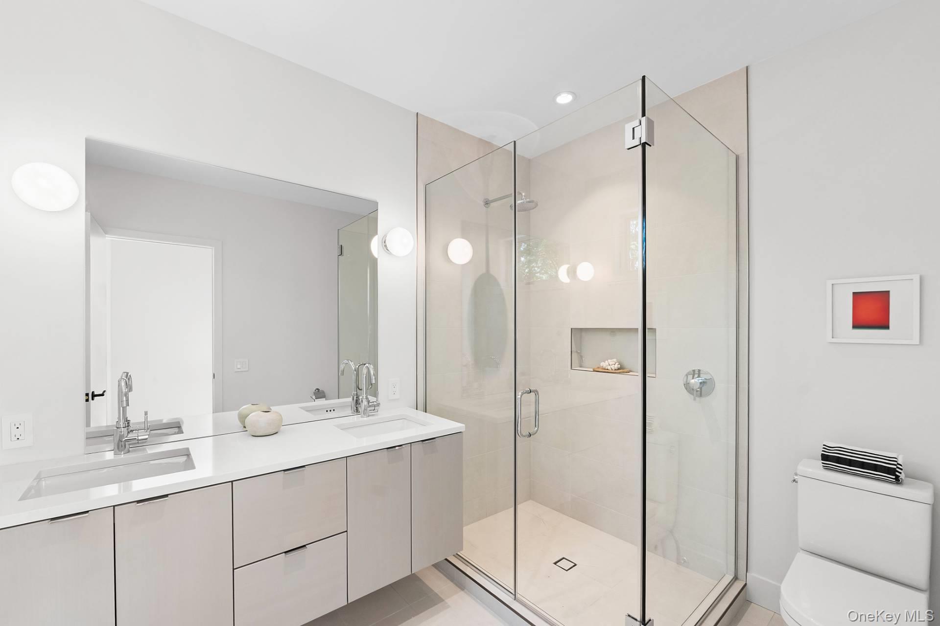 32 School Street, East Hampton, NY 11937