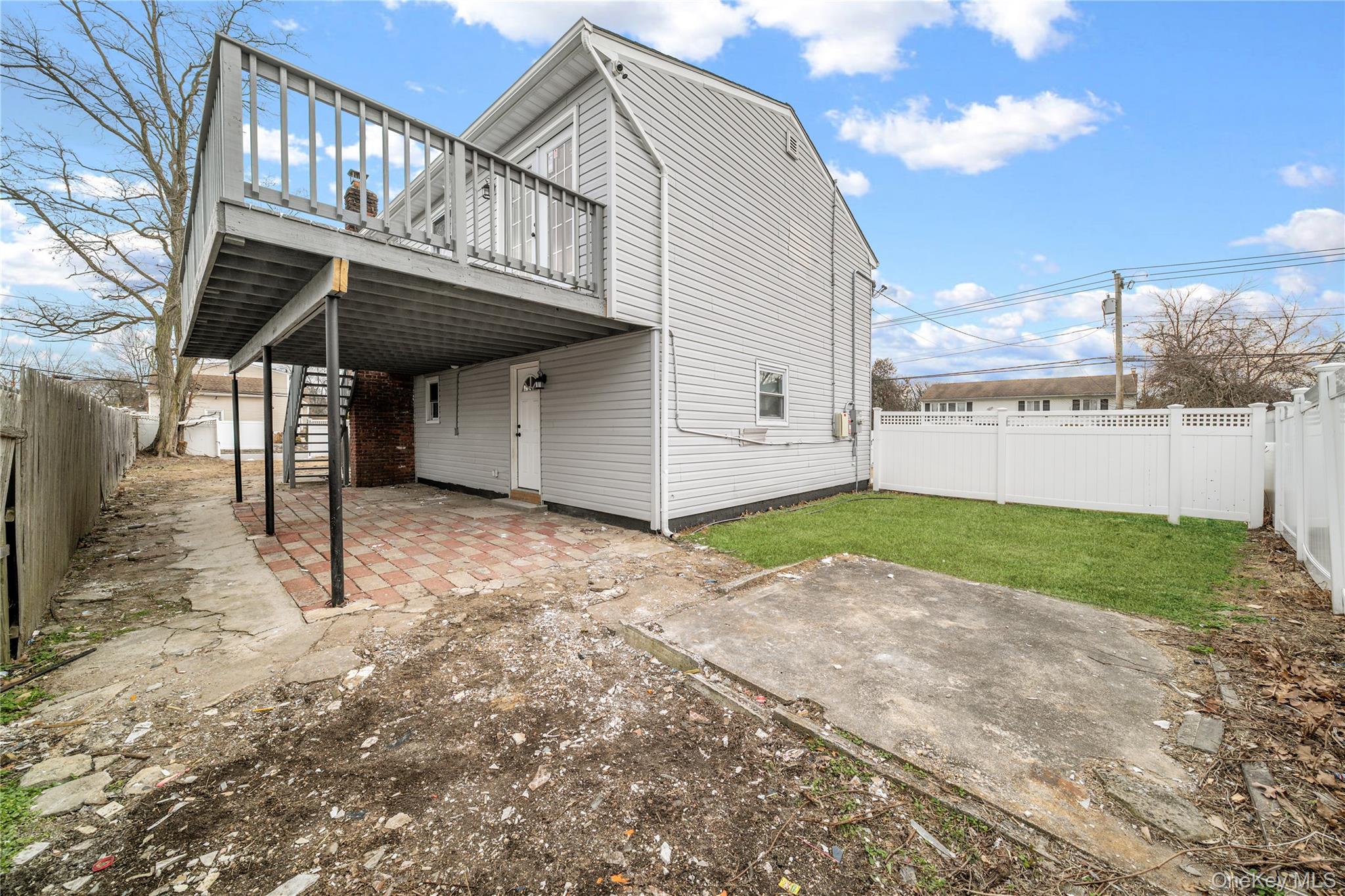 55 Schleigel Boulevard, Farmingdale, NY 11735