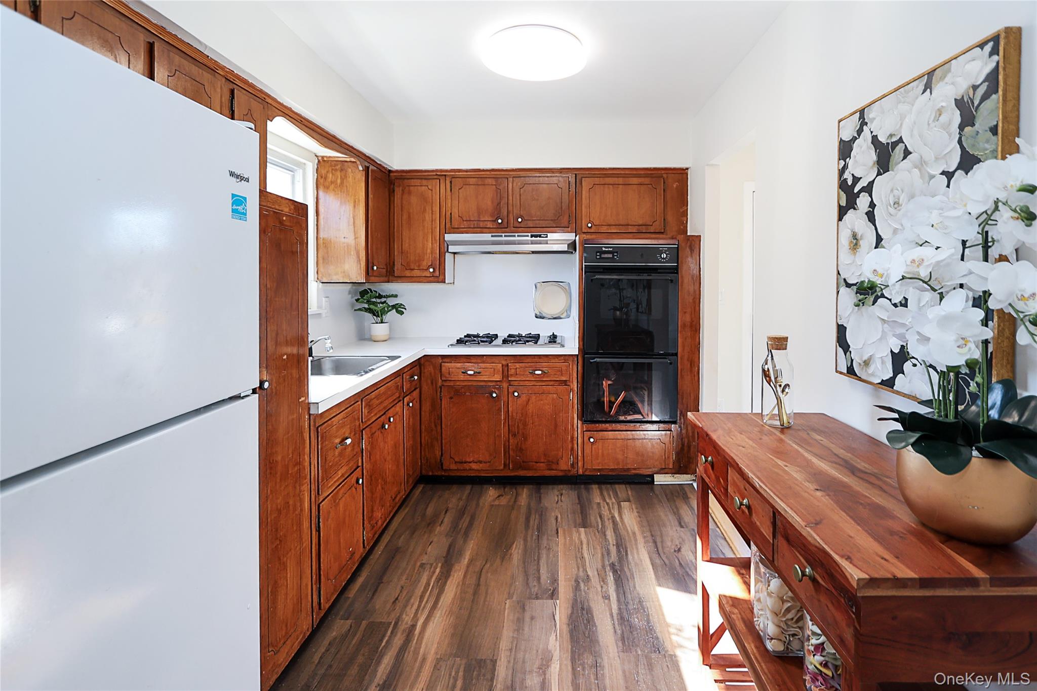 21614 132nd Road, Springfield Gardens, NY 11413