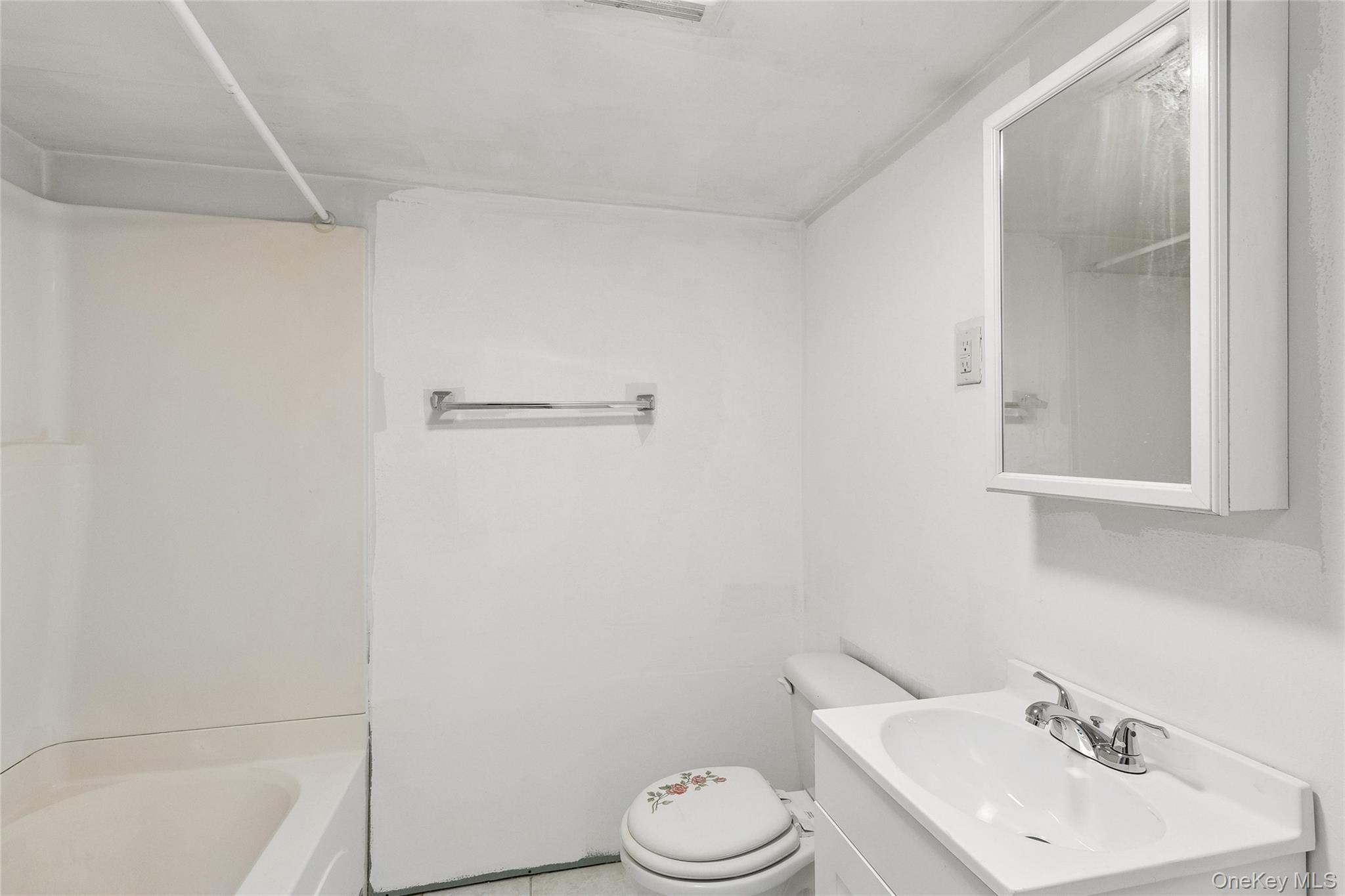 72 Jarvin Road, Port Jefferson Station, NY 11776