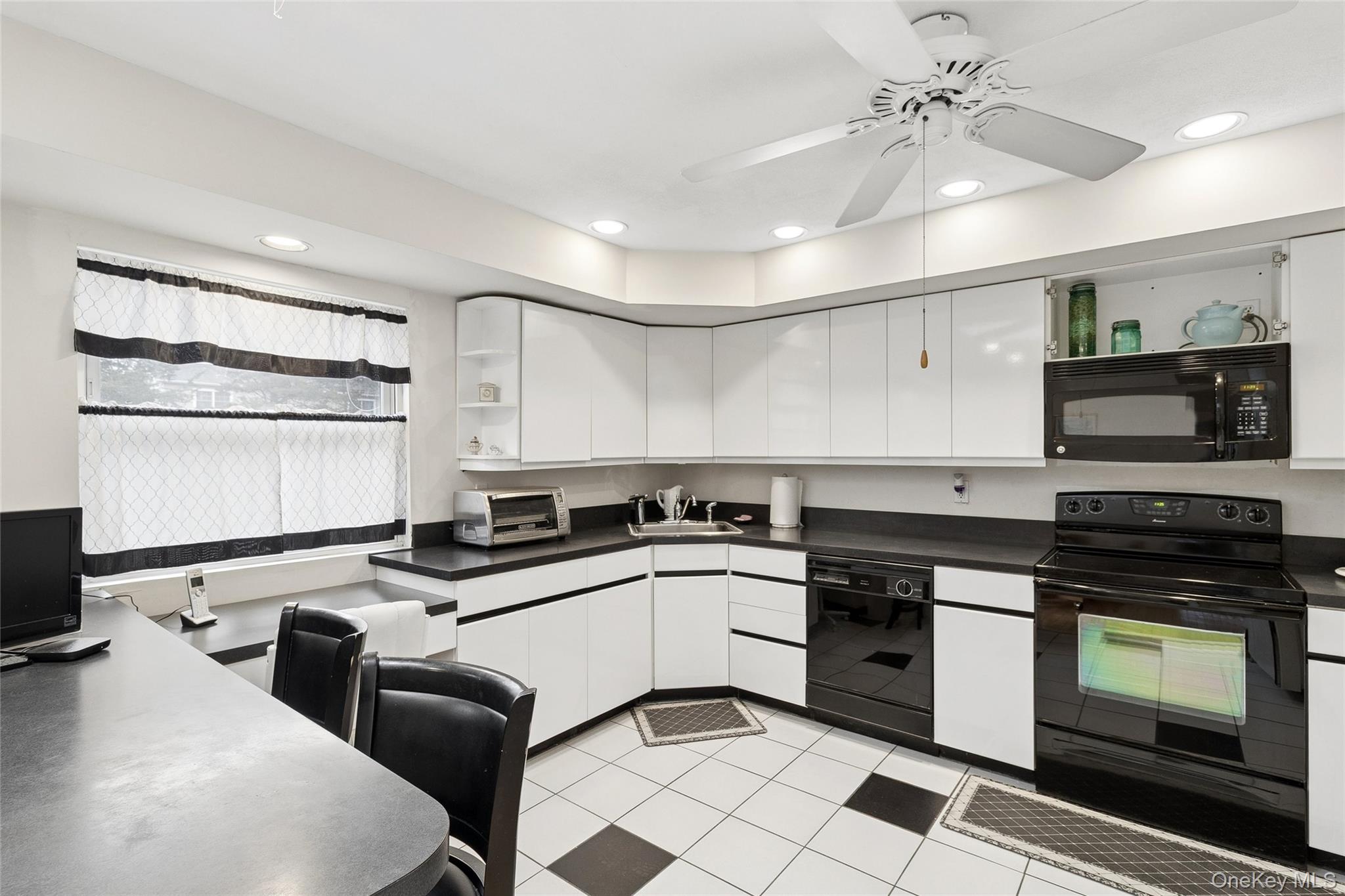 72 Jarvin Road, Port Jefferson Station, NY 11776